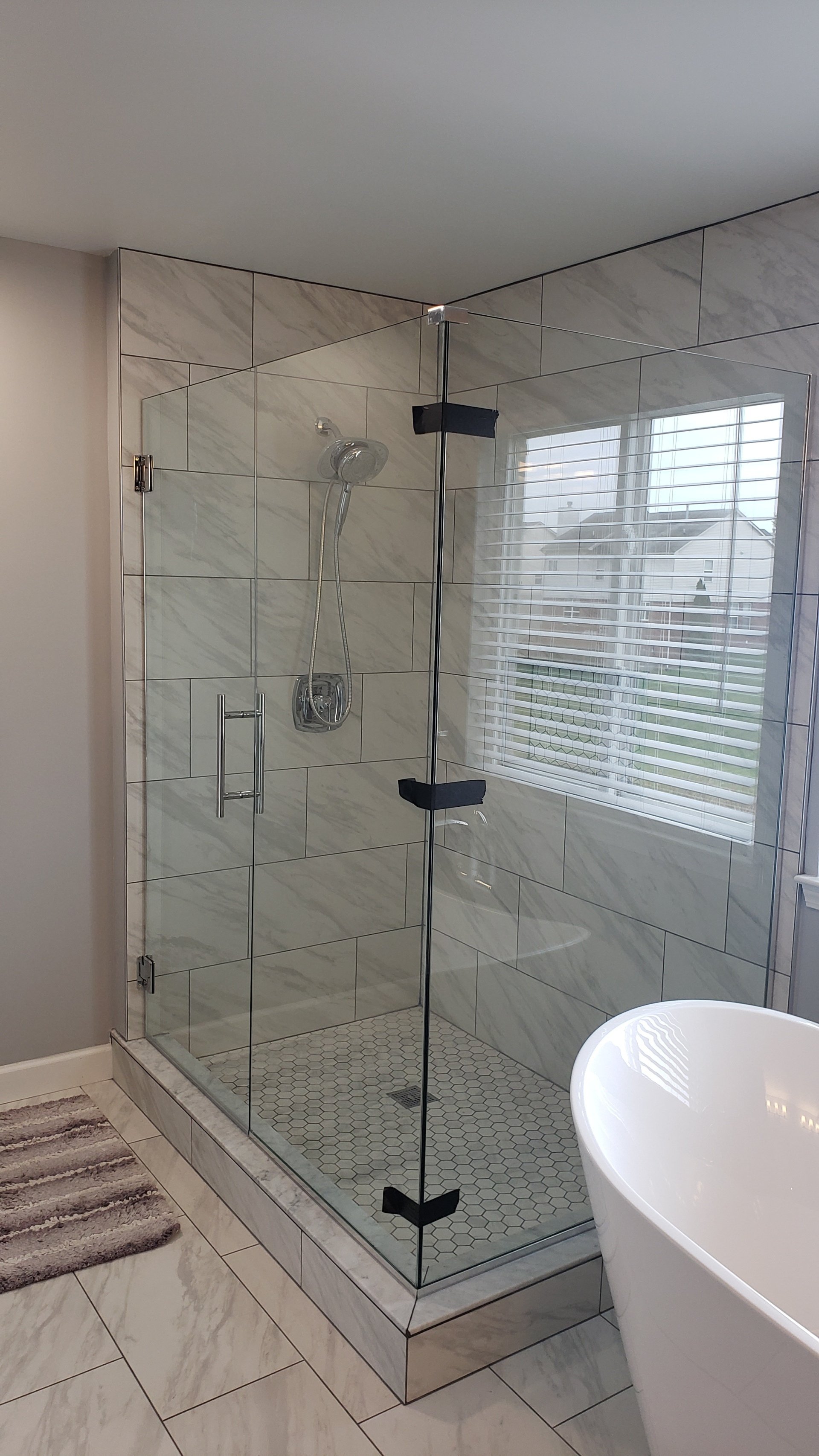 Custom Shower Doors New Baltimore, MI Glass LLC
