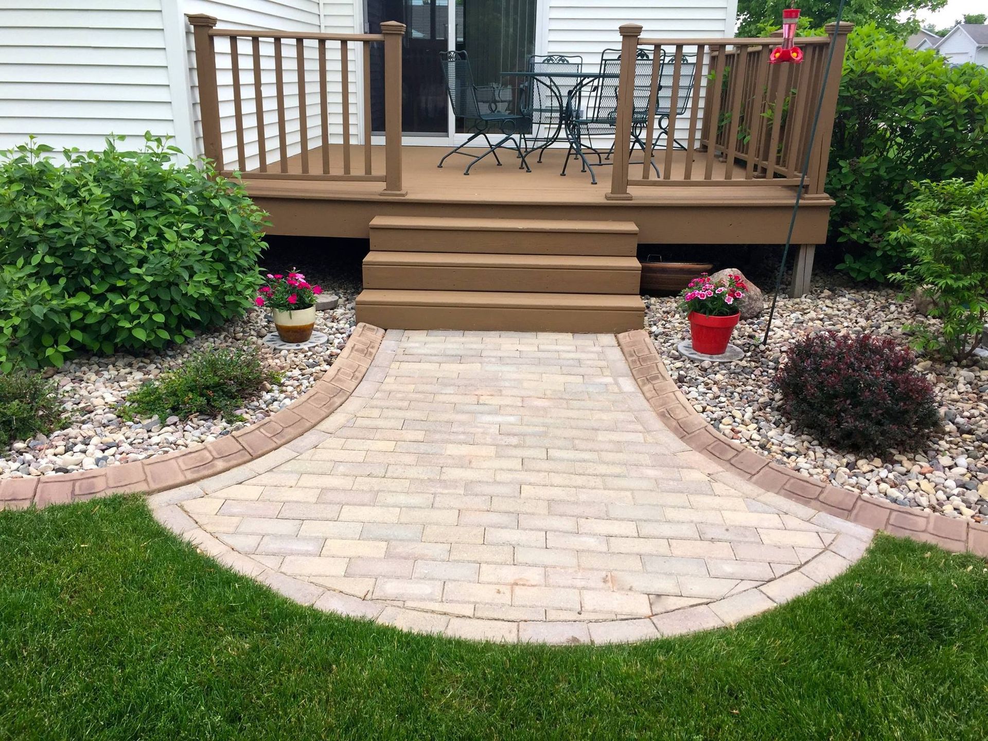 Concrete Curbing | Landscape Curbing | Appleton, WI | Neenah, WI