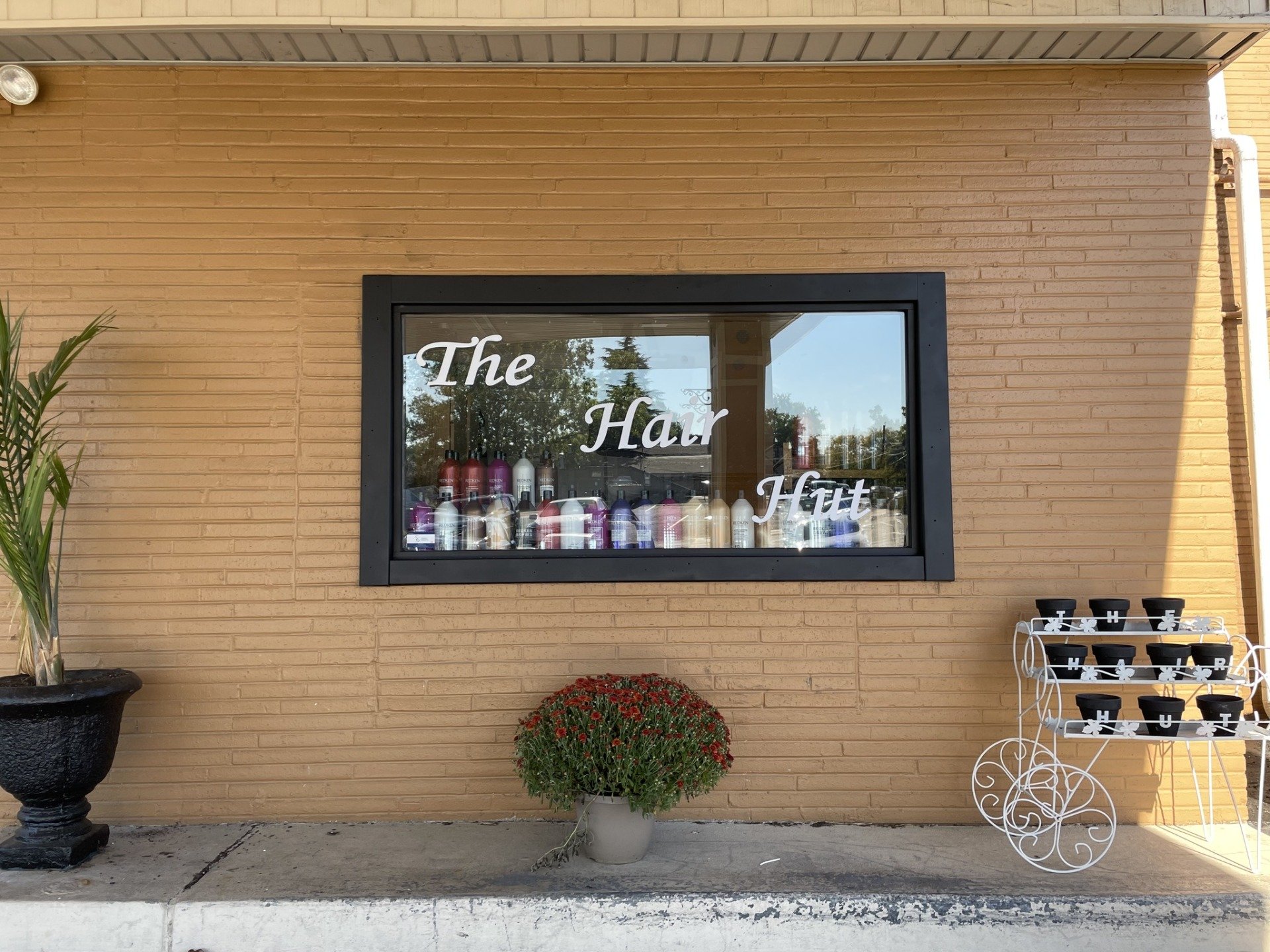 The Hair Hut Hair Salon Nails Runnemede, NJ