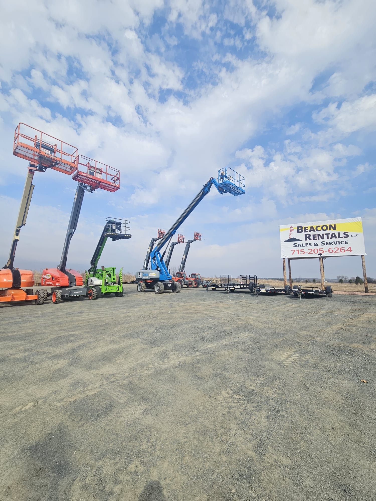Boom Lift Rental Hayward WI | Beacon Rentals Sales & Service