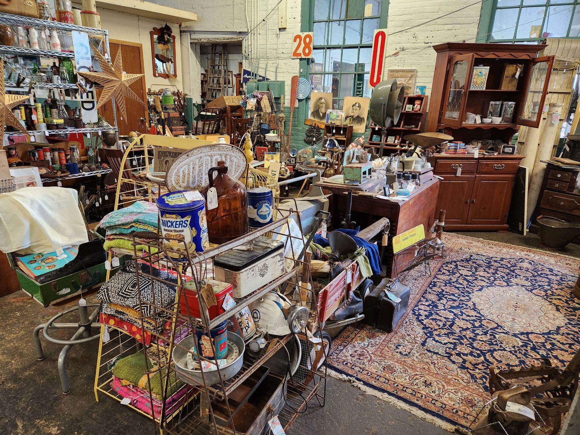 Gallery Court Street Antiques