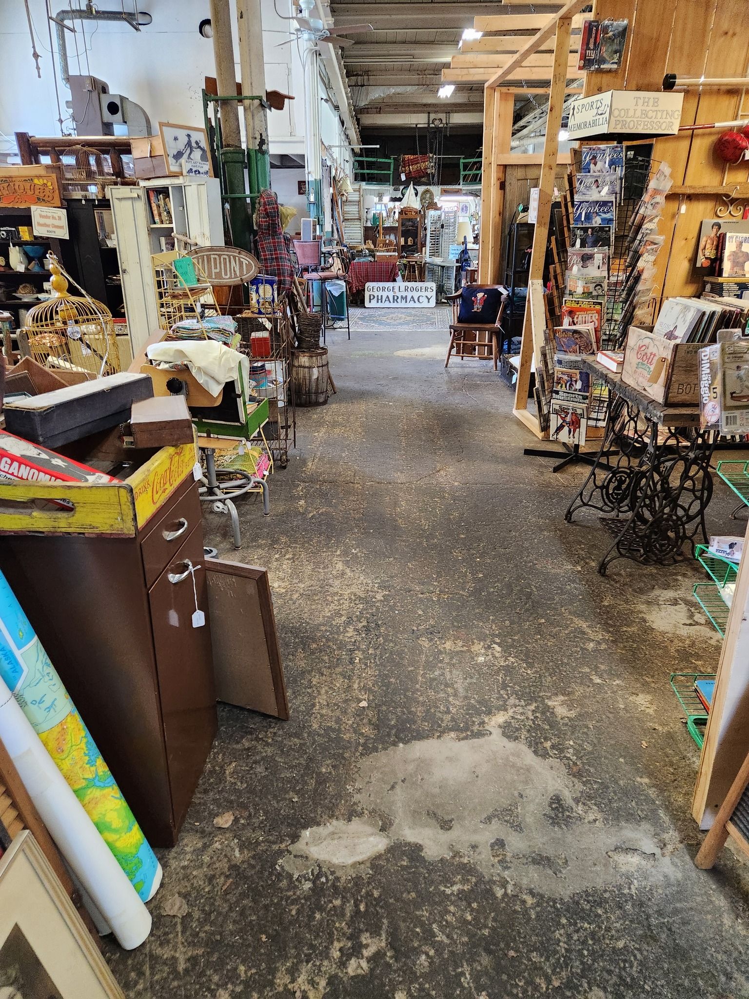 Gallery Court Street Antiques