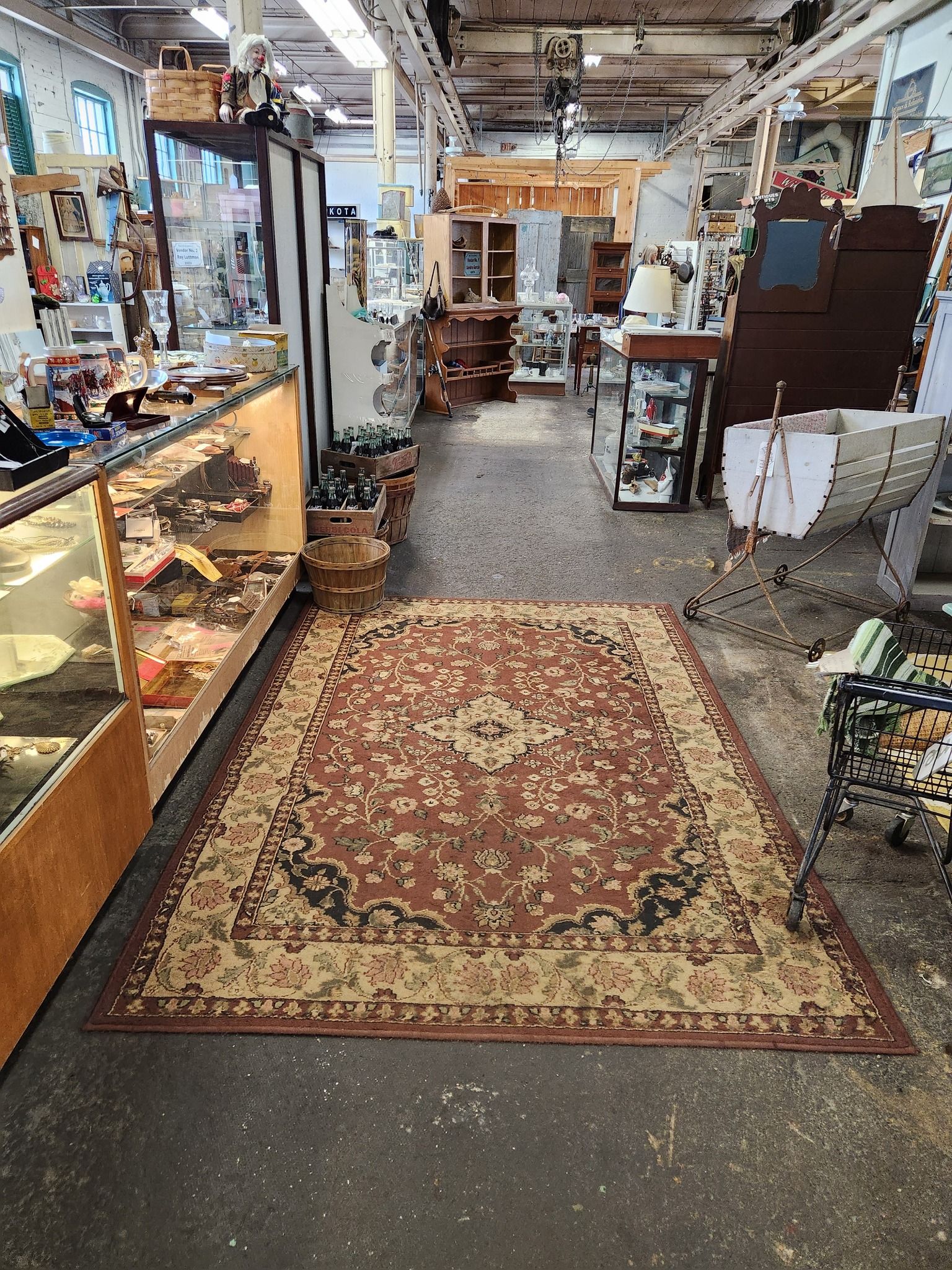 Gallery Court Street Antiques