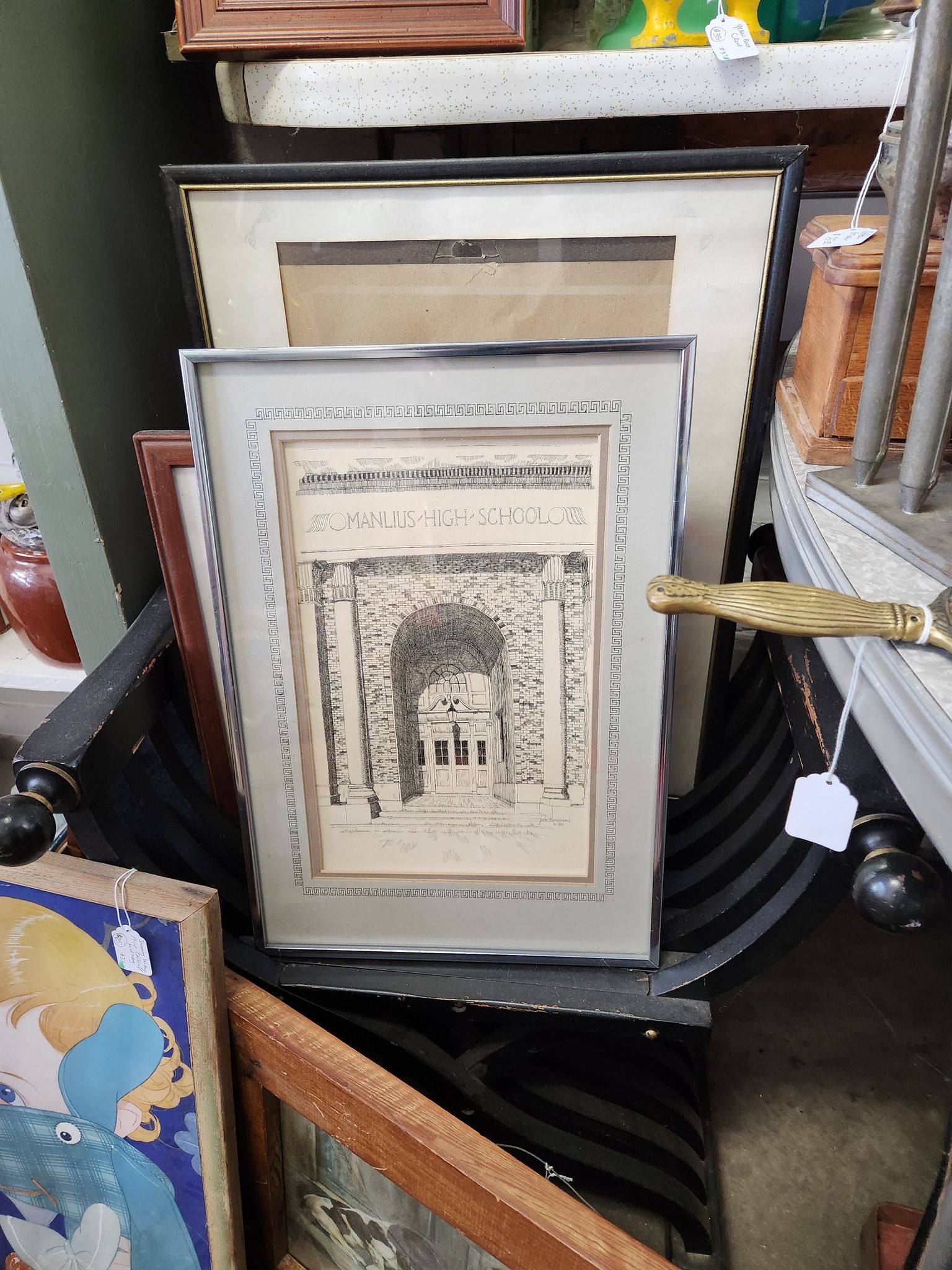 Gallery Court Street Antiques