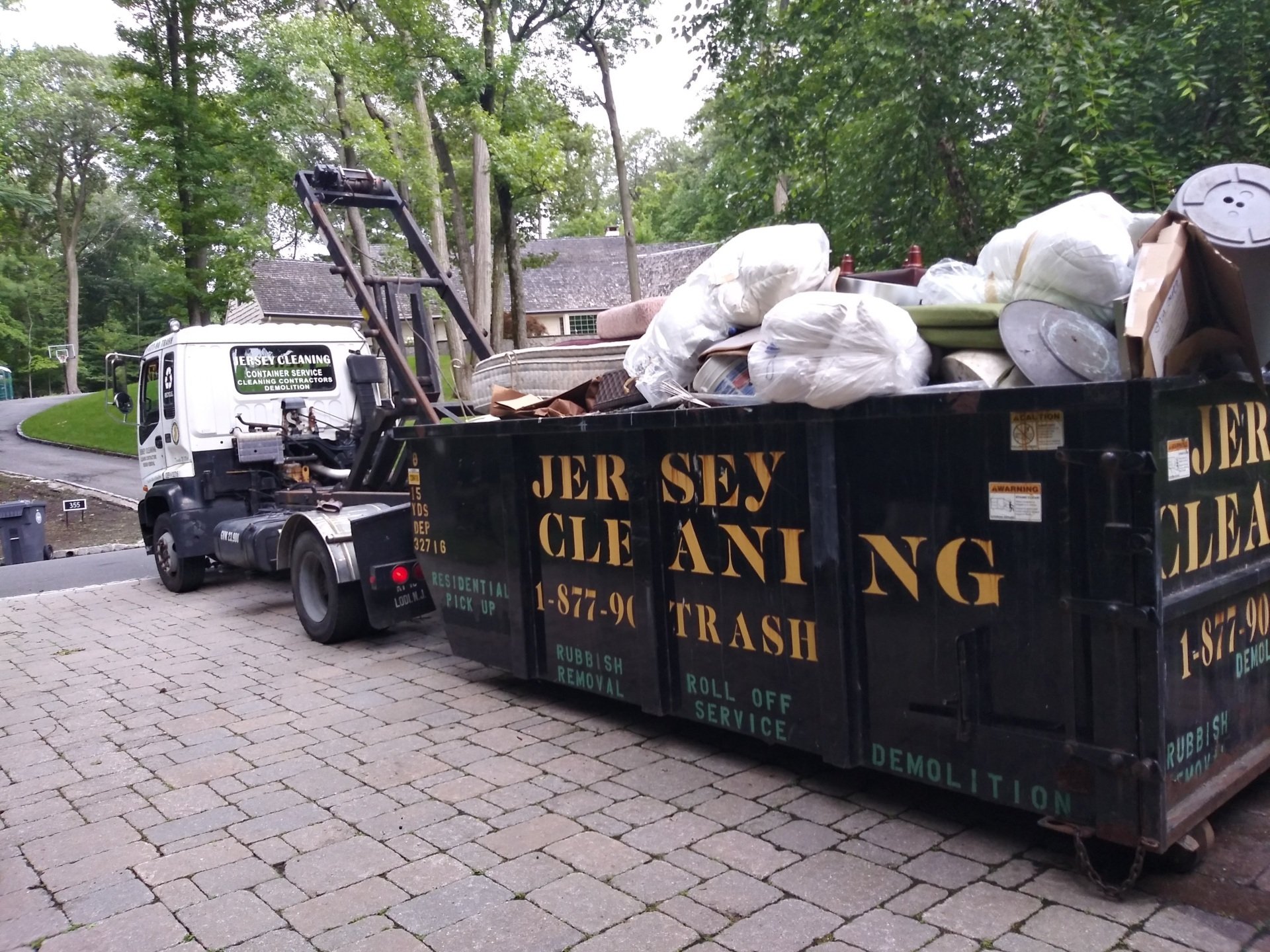 Commercial Dumpsters Dumpster Rental Teaneck, NJ