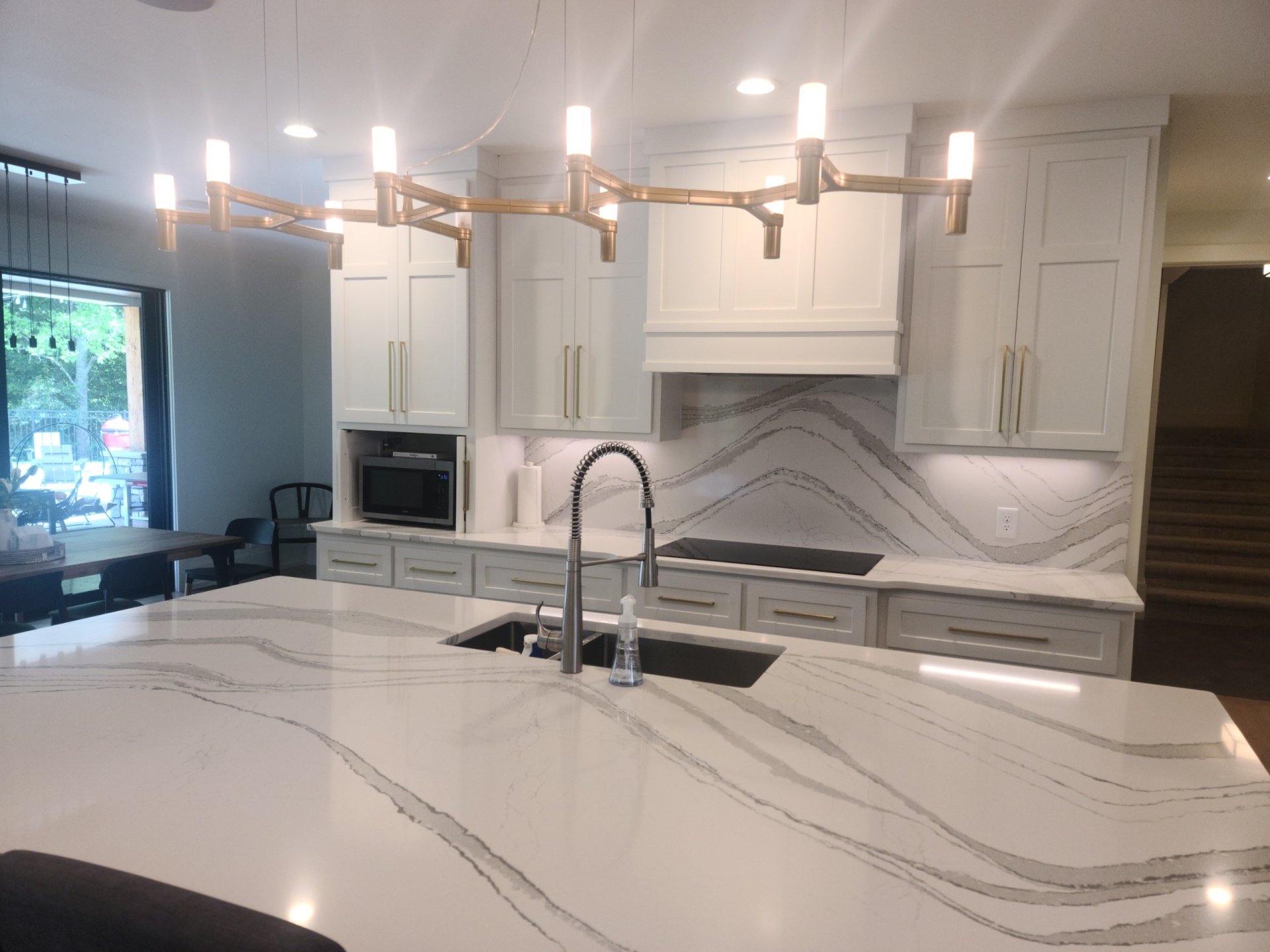 Custom Granite Interiors Countertop Sales McMinnville TN