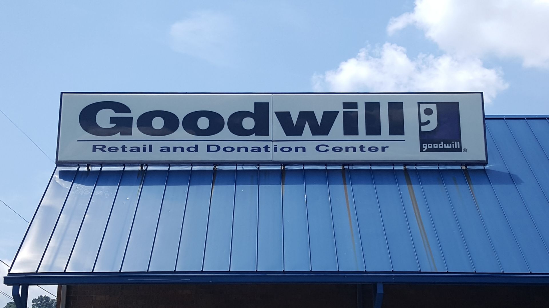 Lighted and Pole Signs | Beckley, WV