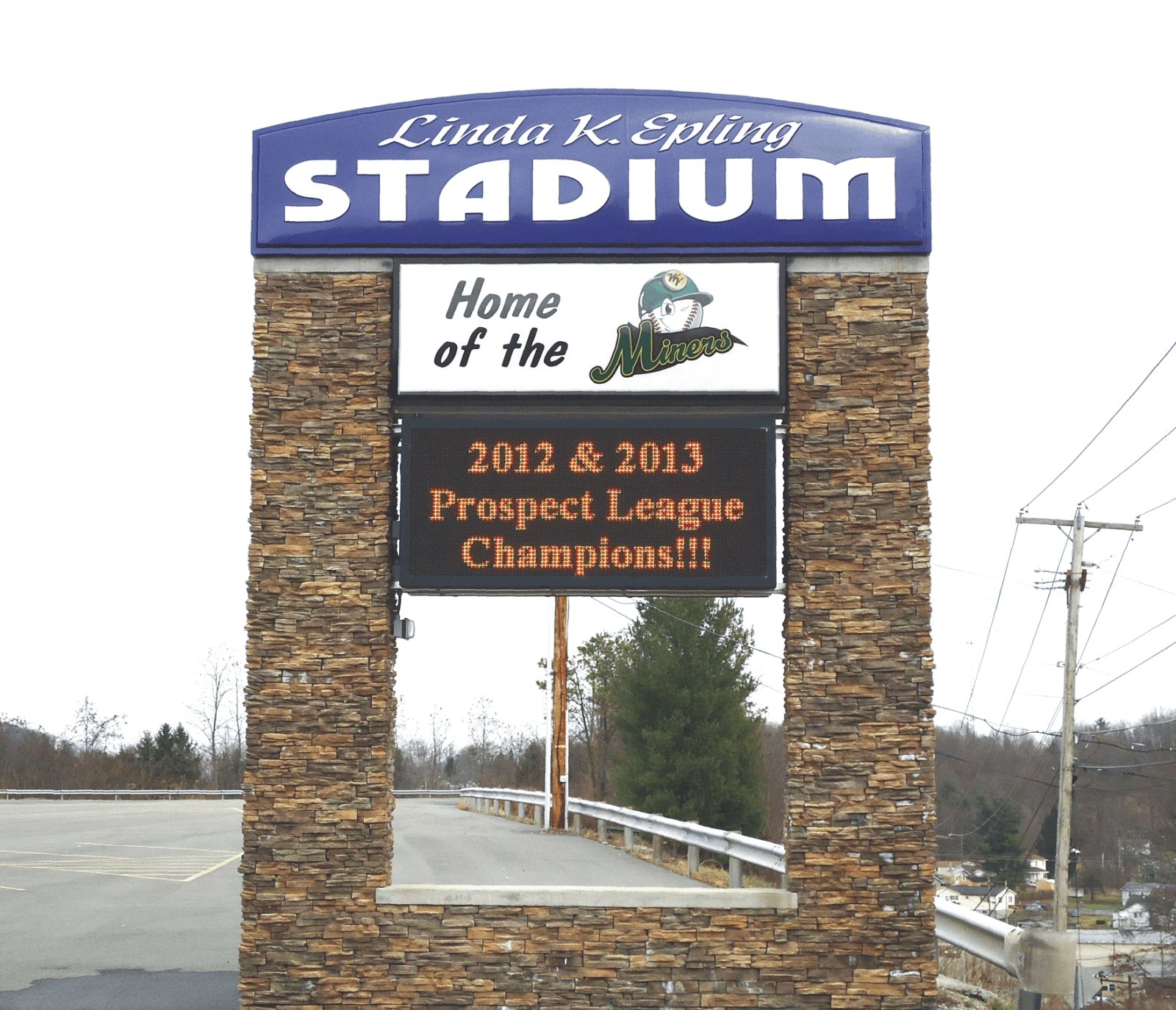 Lighted and Pole Signs | Beckley, WV