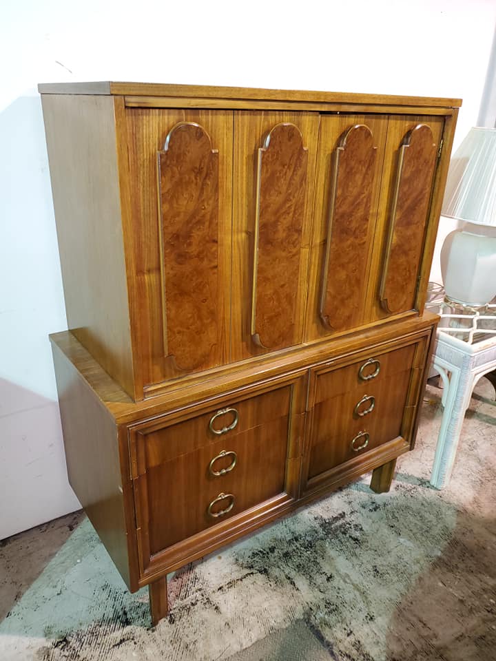 April's Antiques & Home Furnishings Furniture Lansing MI