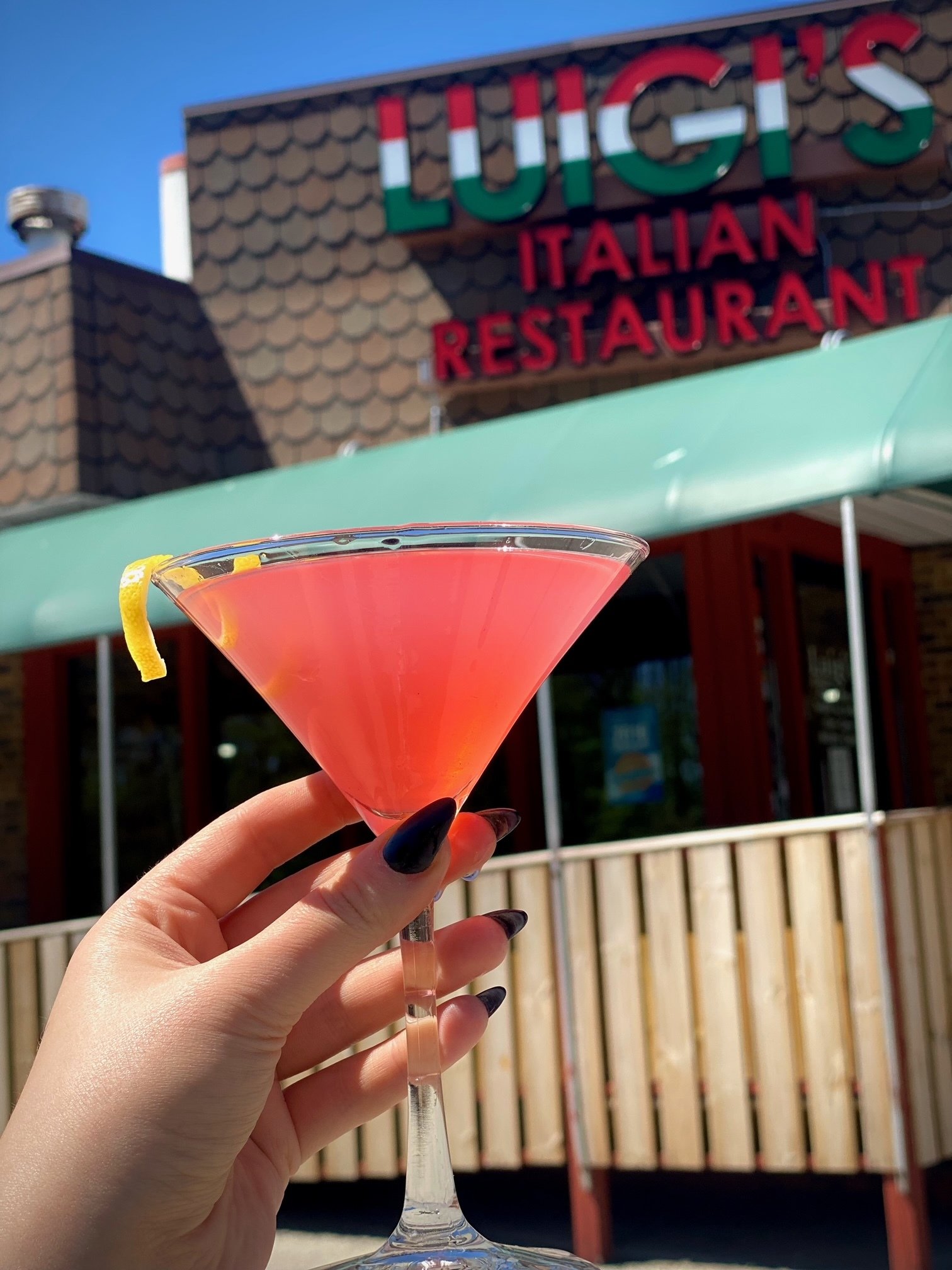 Luigi's Italian Restaurant Drinks Gallery Manitowoc, WI