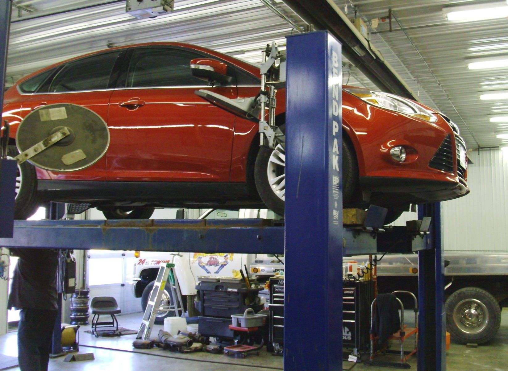 Classic Bodyworks Auto Repair Shop Clinton, IA