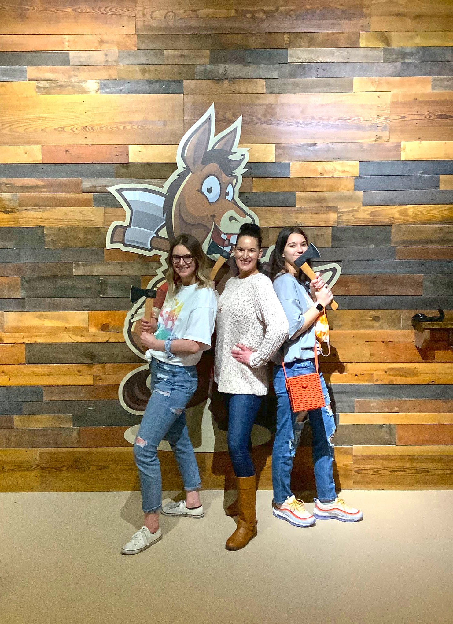 Axe Throwing Denison, TX Denton, TX The Horse's Axe