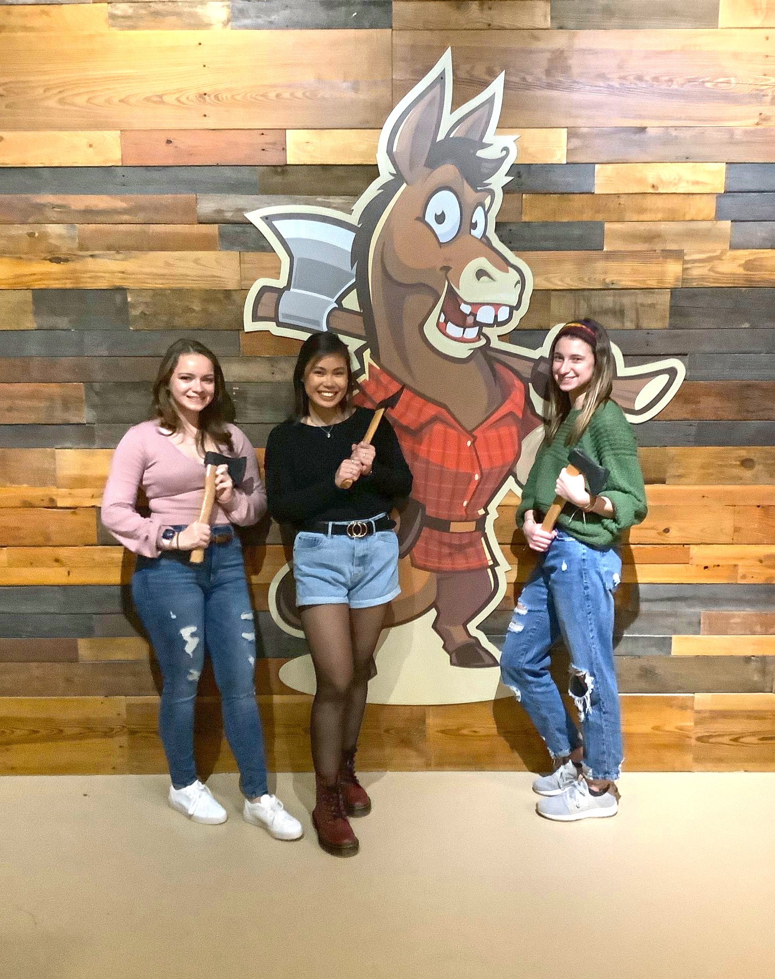 Axe Throwing Denison, TX Denton, TX The Horse's Axe