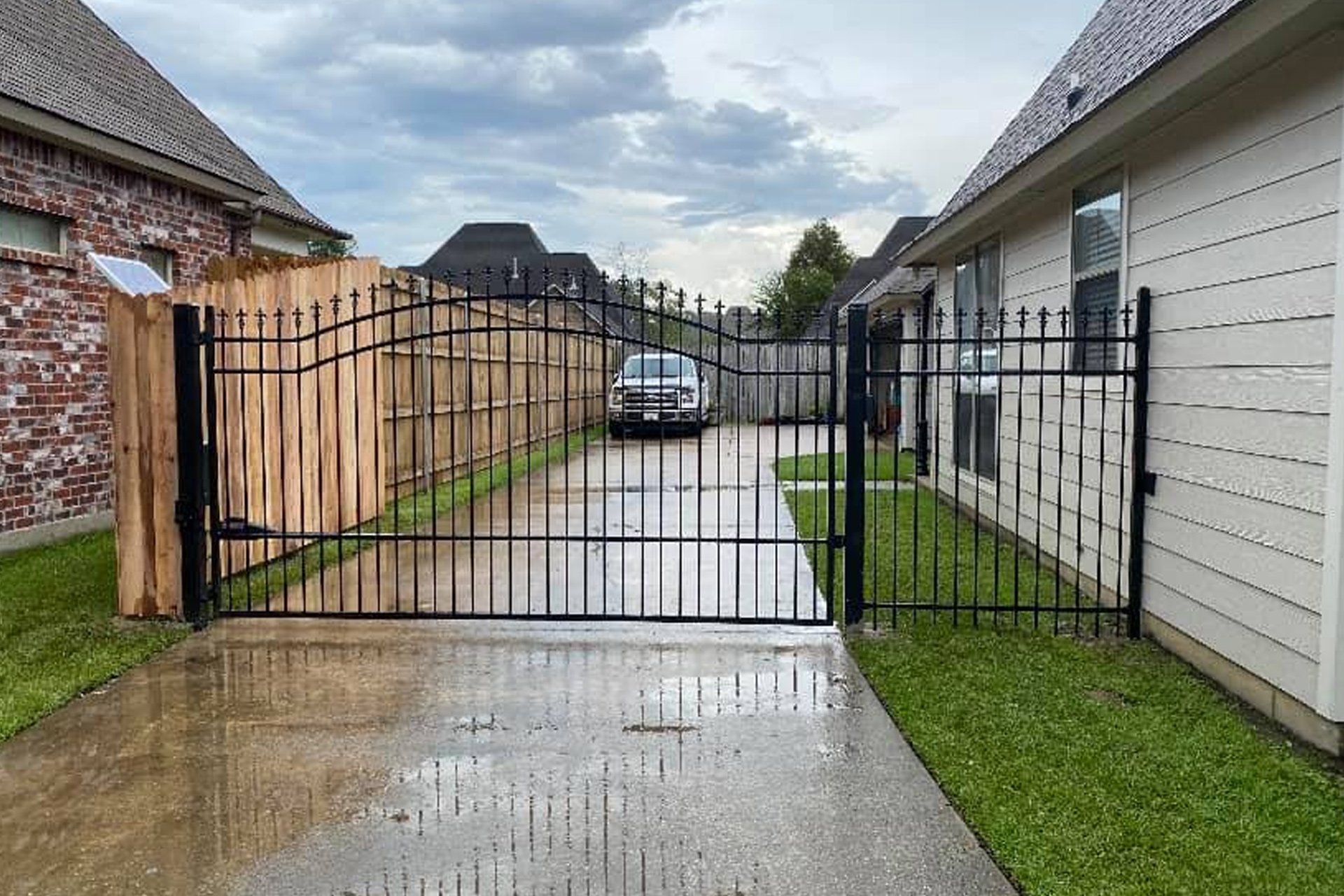 Fence Gates Baton Rouge, LA Mandeville, LA Secure Access