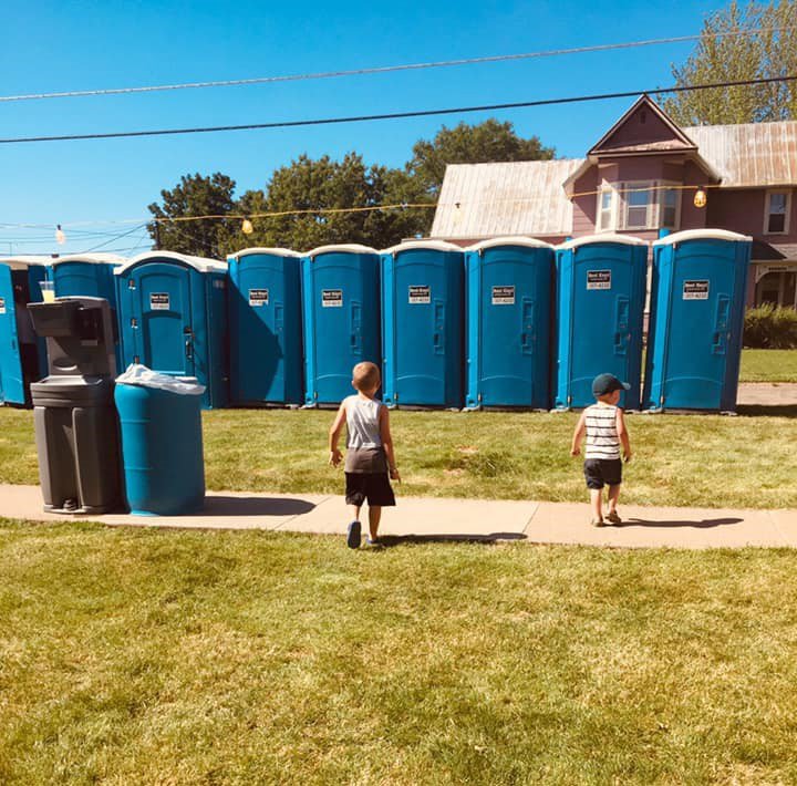Best Kept Portables, LLC Toilets Greater La Crosse, WI