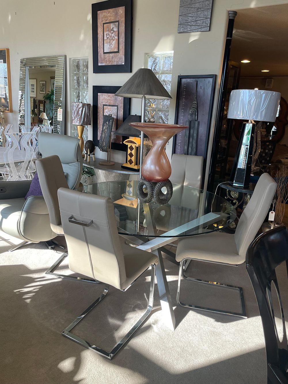 Store Contemporary Furniture Showcase Youngstown, OH