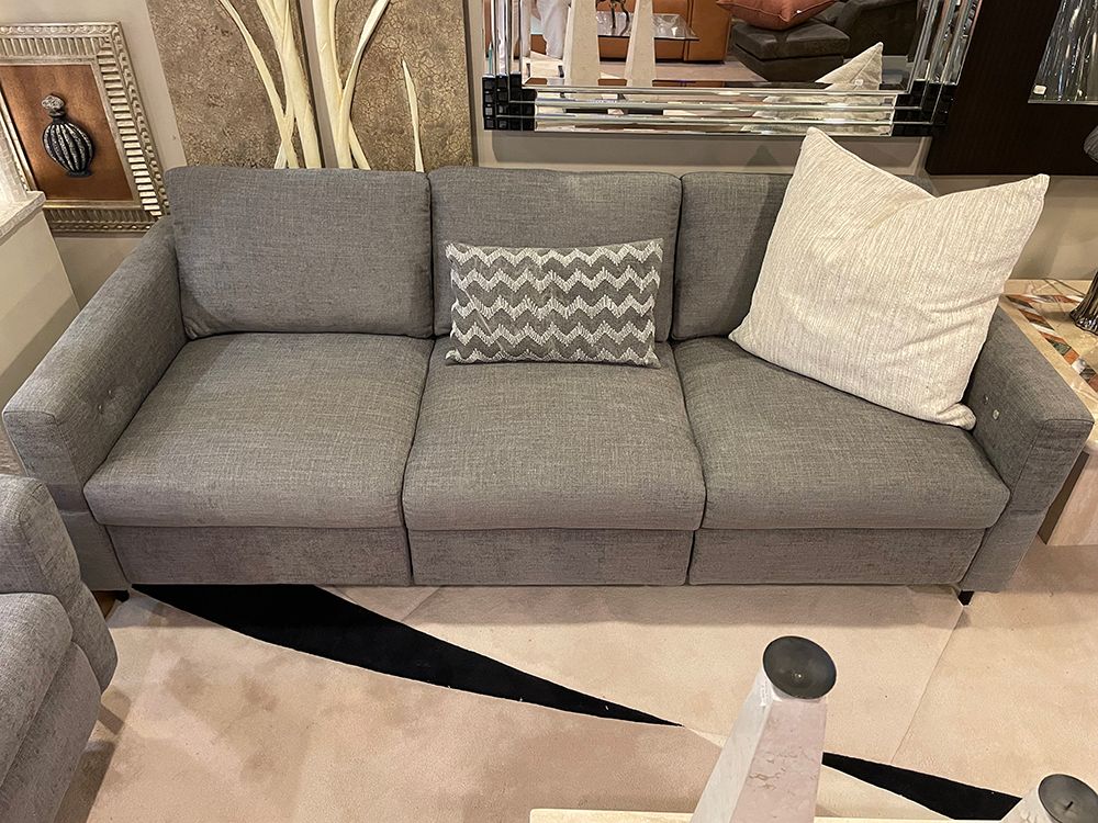 Living Room Furniture Store Youngstown, OH