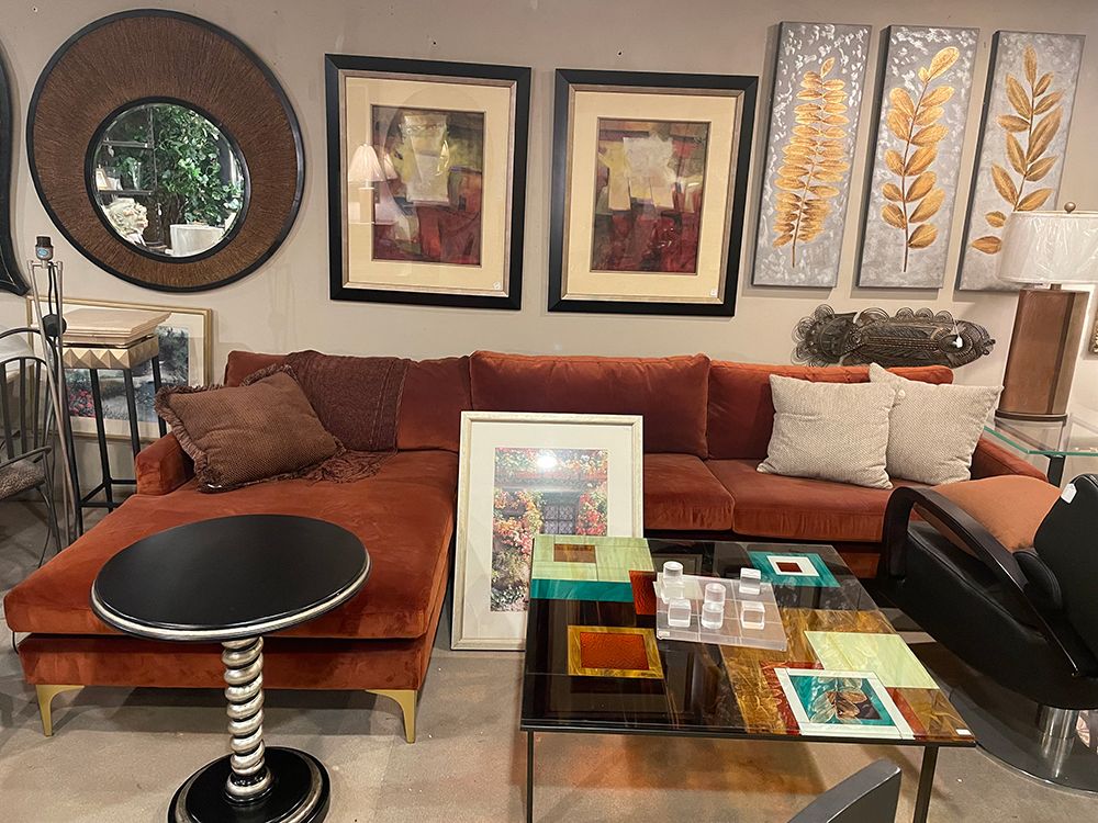 Living Room Furniture Store Youngstown, OH