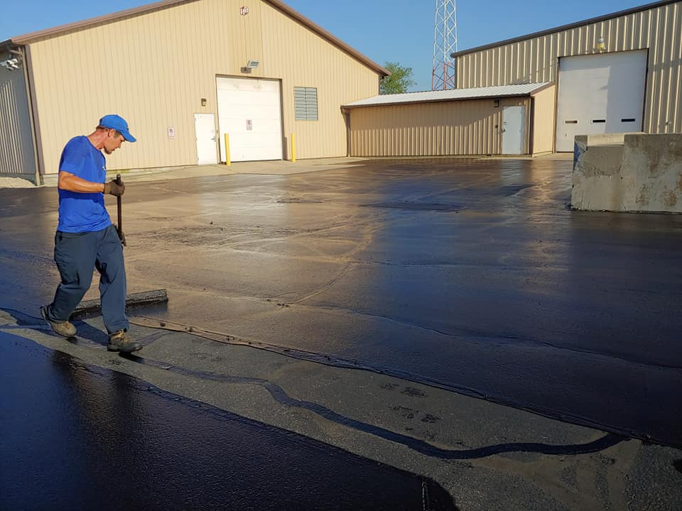 Paving and Repairs J & M Asphalt Sealing LTD Marysville OH
