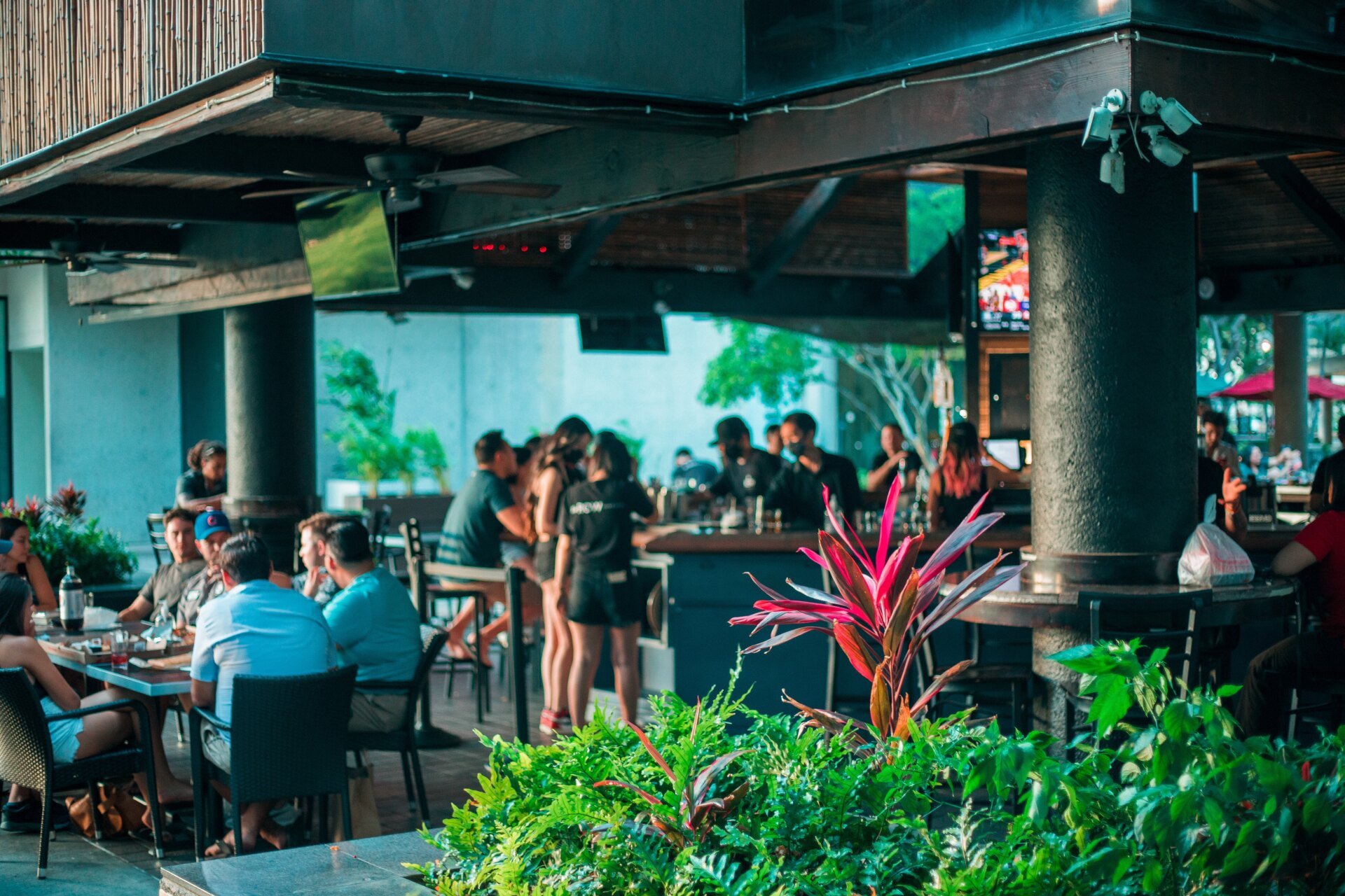 the ROW Kaka'ako Photo Gallery Honolulu, HI