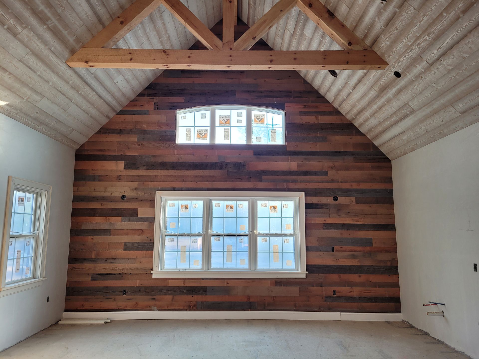 Reclaimed and Rustic Wood Beams | Southern New England