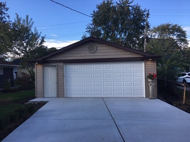 Custom Garage Photo Gallery | Commerce Township, MI