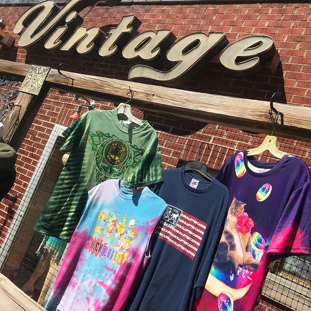 Clothing Shop Broad Ripple Vintage Indianapolis, IN