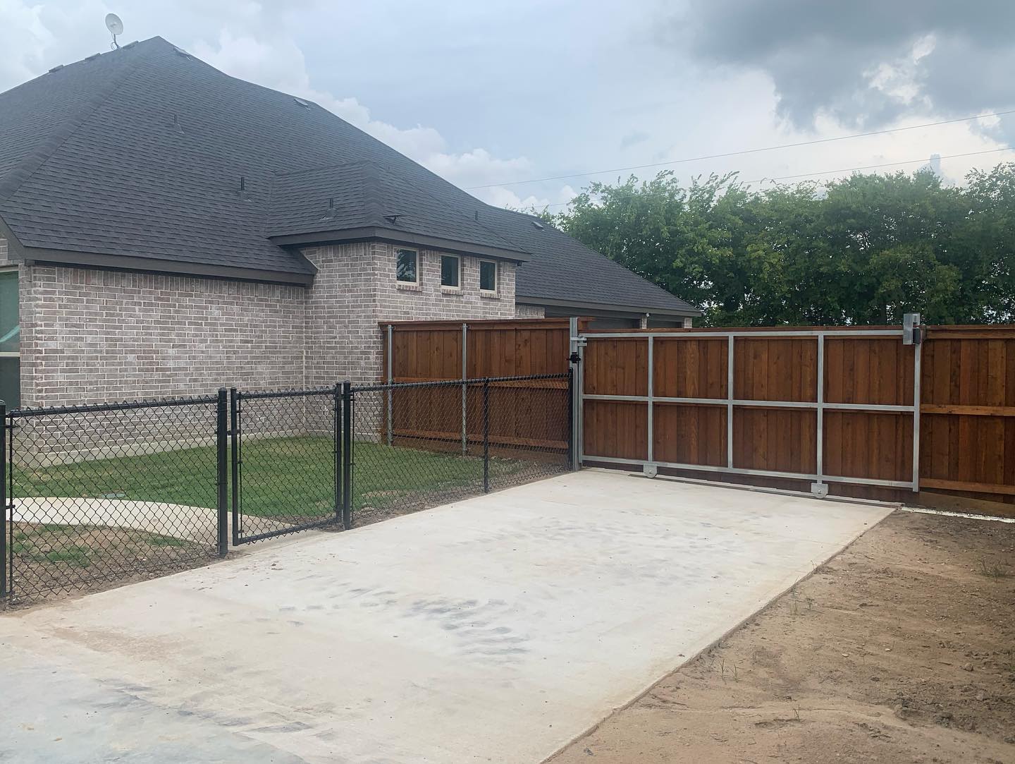 Wood and Chain Link Fencing Rockwall, TX