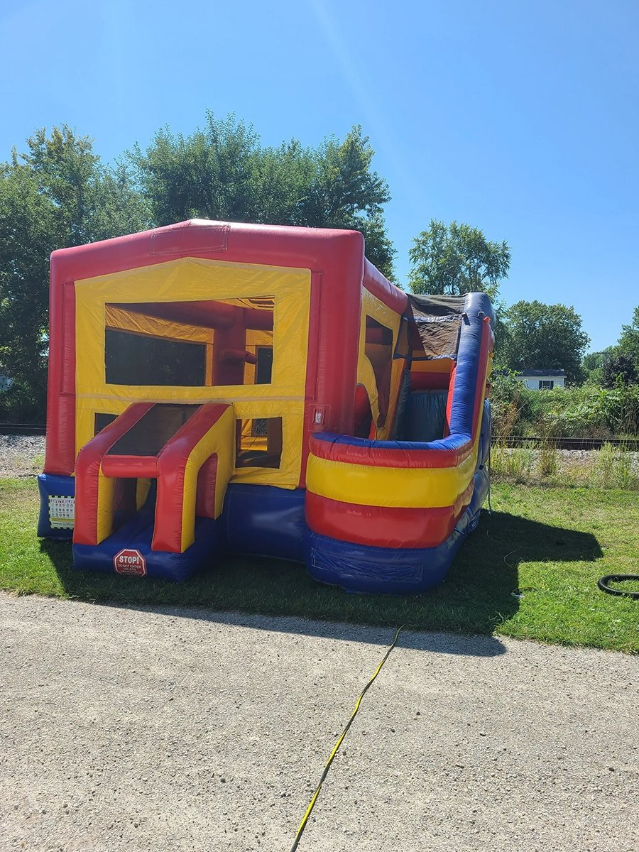 Bounce Houses and Water Inflatables Columbia City, IN