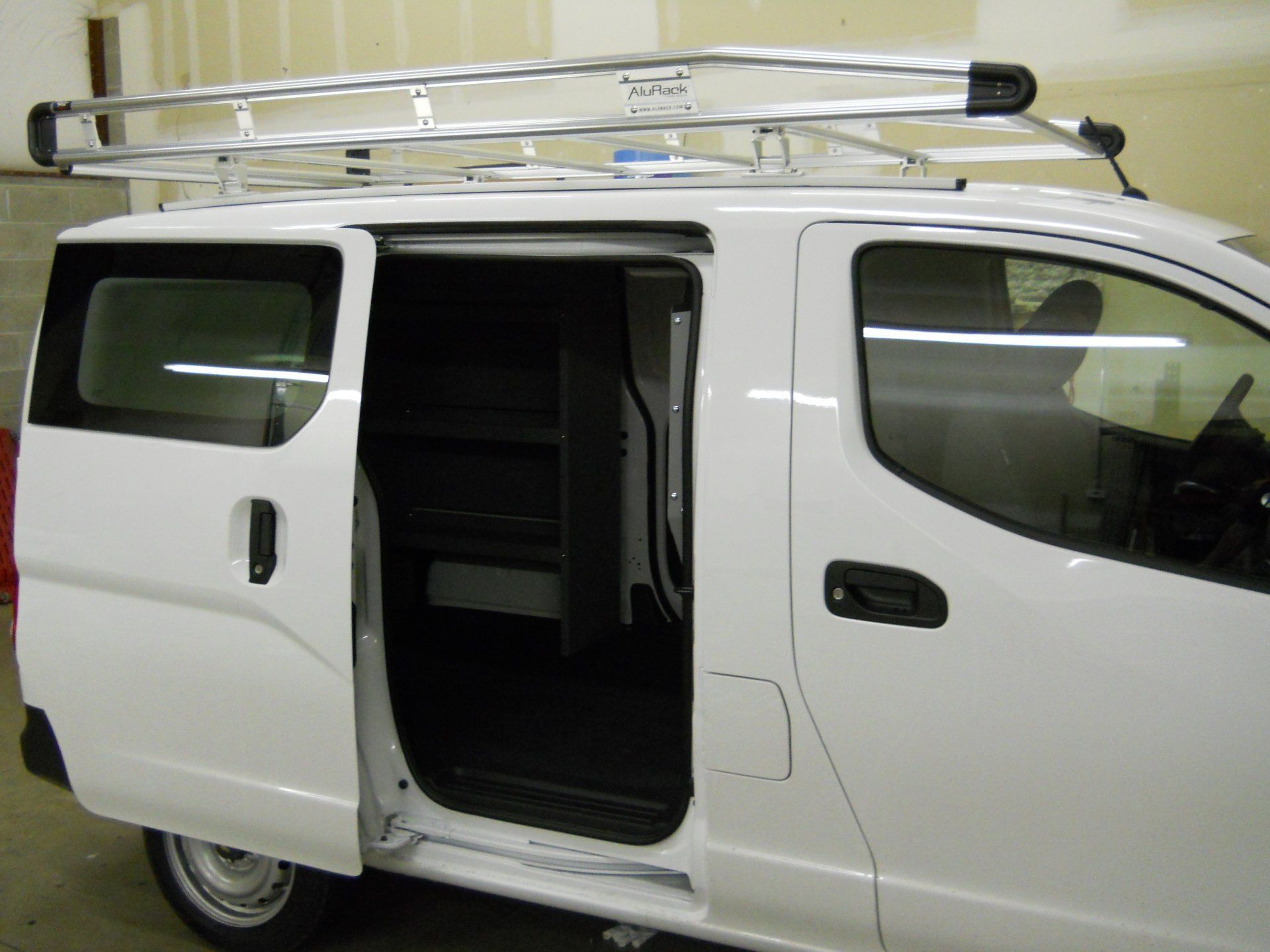 Commercial Gallery | Canopies Plus Truck Accessory Center
