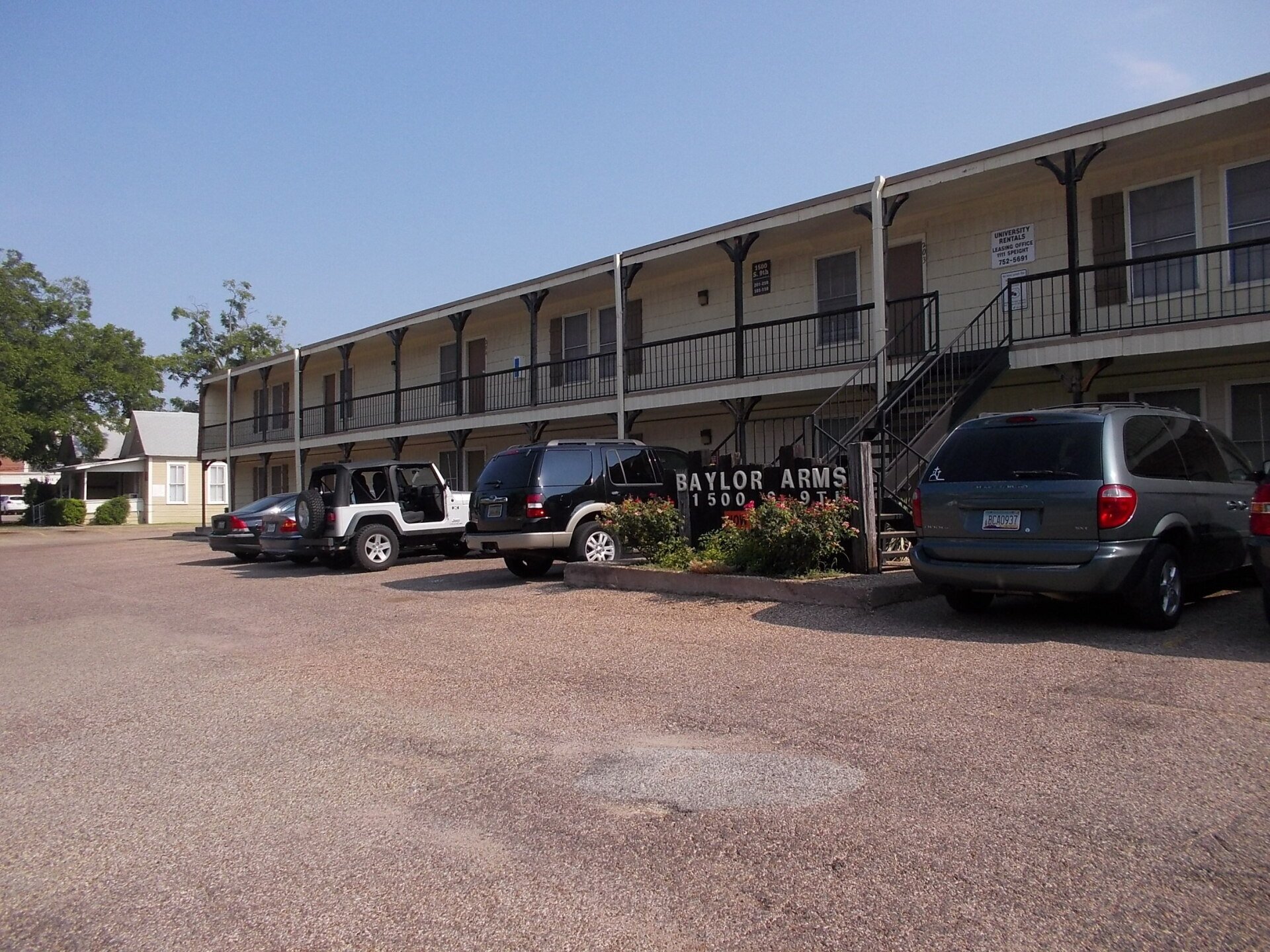 Baylor Arms TwoBedroom Apartments Waco, TX