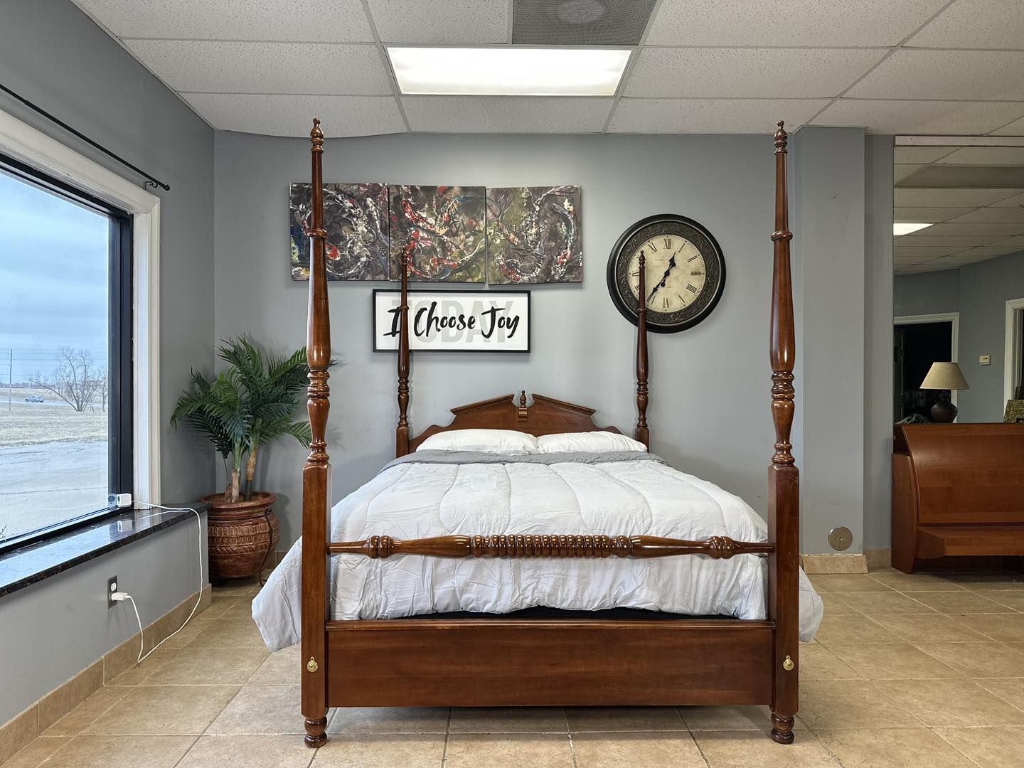 Bedroom Furniture, Frames, Mirrors Kansas City, MO