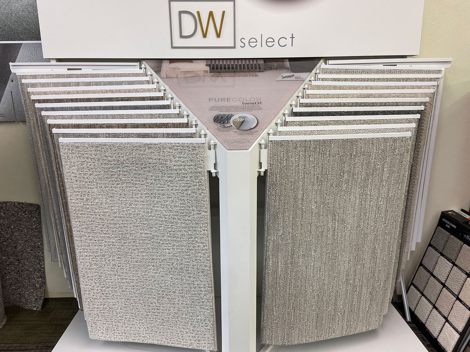 Flooring Store Salem, NH Universal Flooring & Carpets