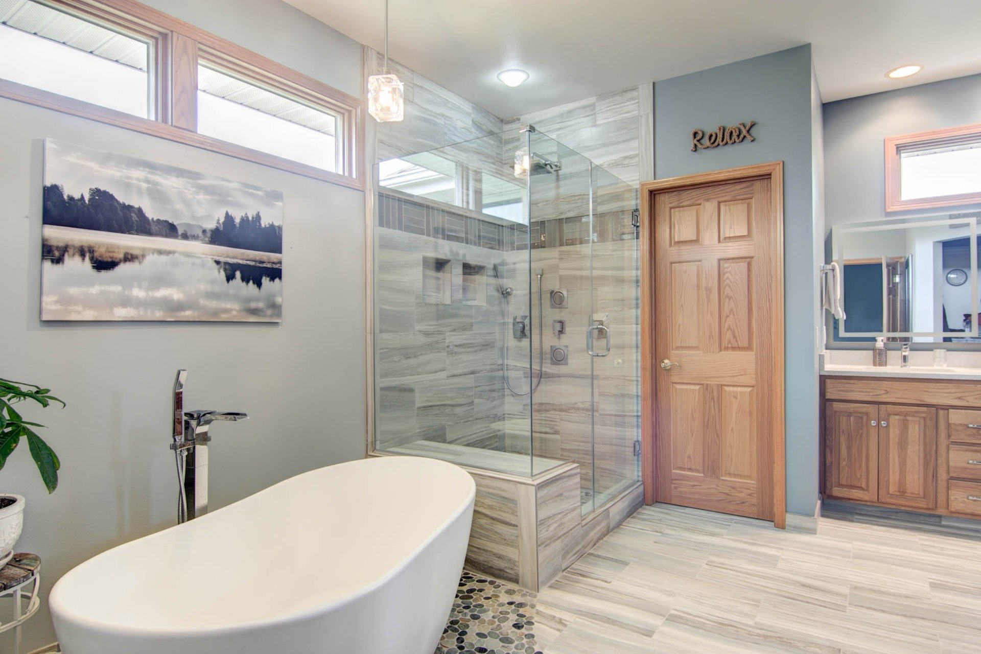 New Leaf Remodeling LLC Bathrooms Gallery | Rockford, IL