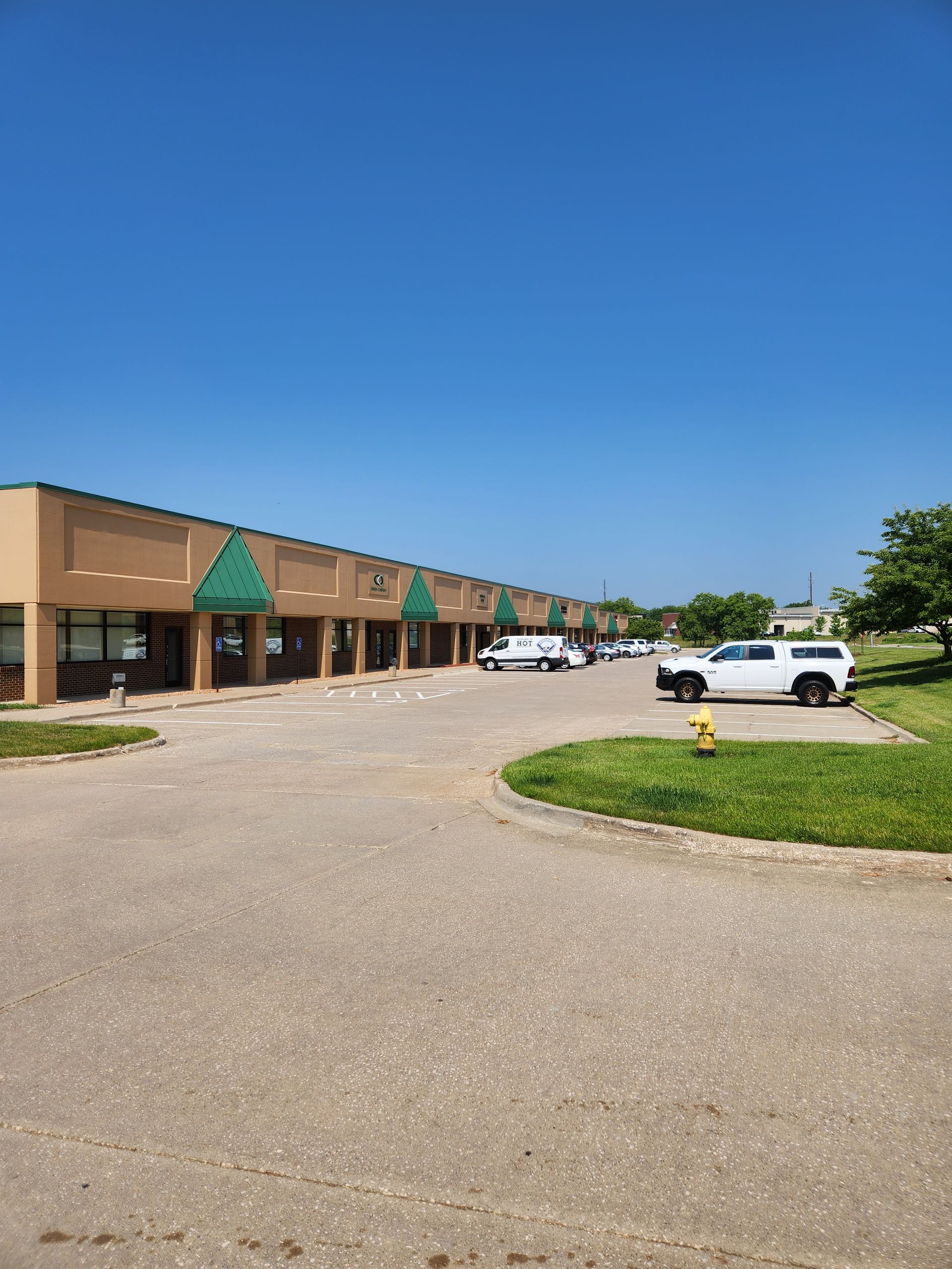 Urbandale, Iowa Commercial Realestate & Developers.
