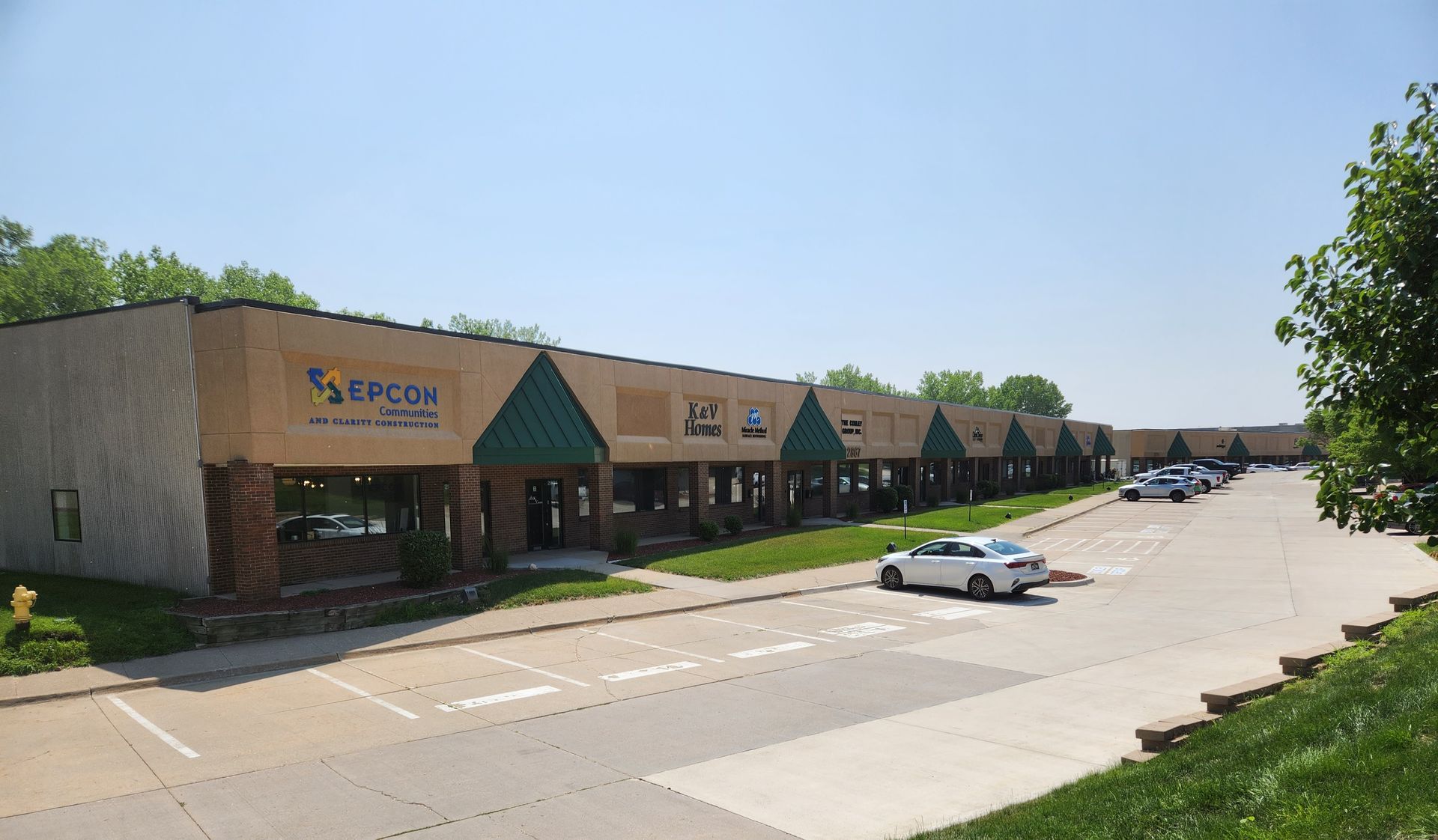 Urbandale, Iowa Commercial Realestate & Developers.