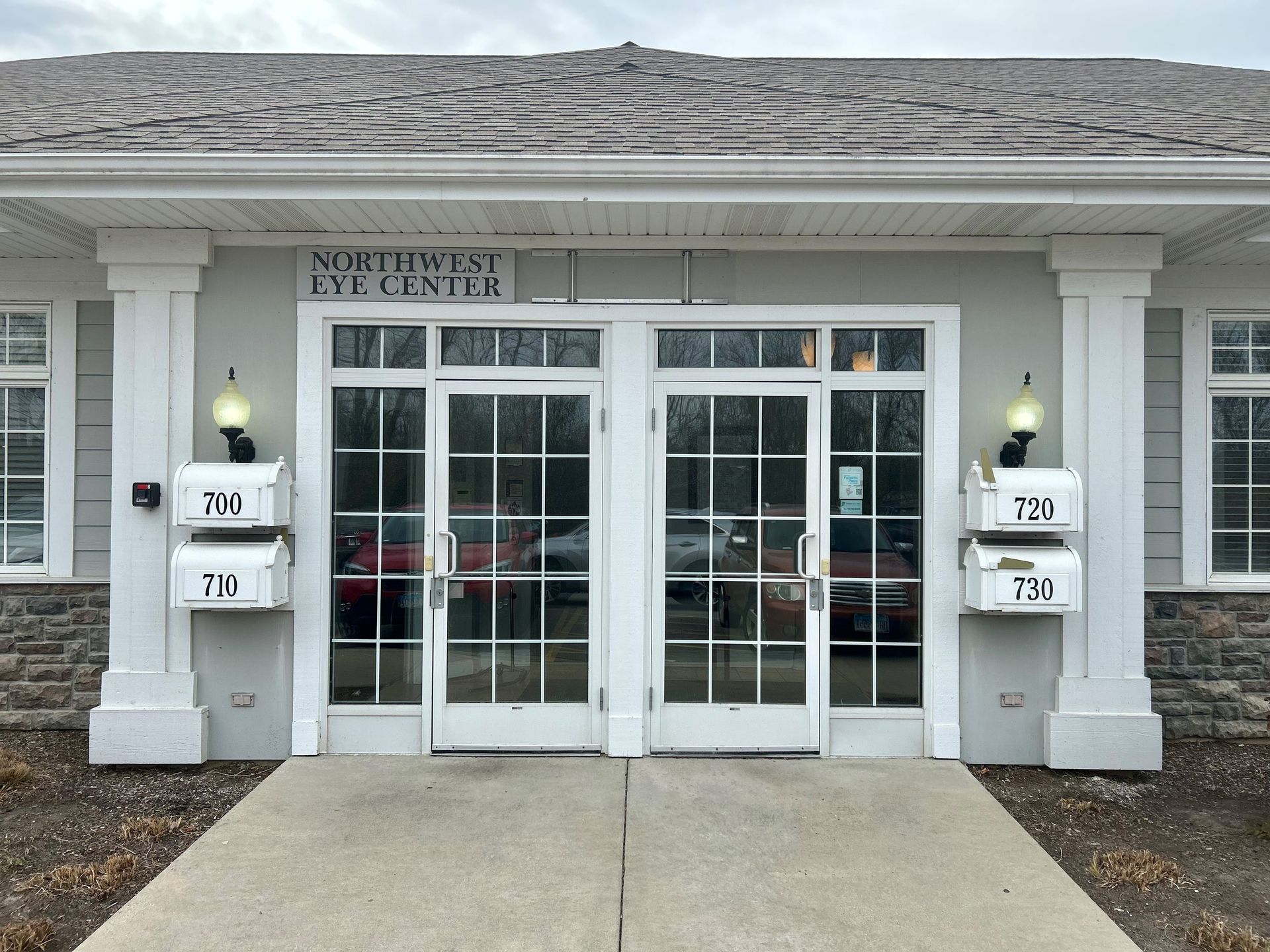 Northwest Eye Center Ophthalmologist Eye Doctor Barrington, IL