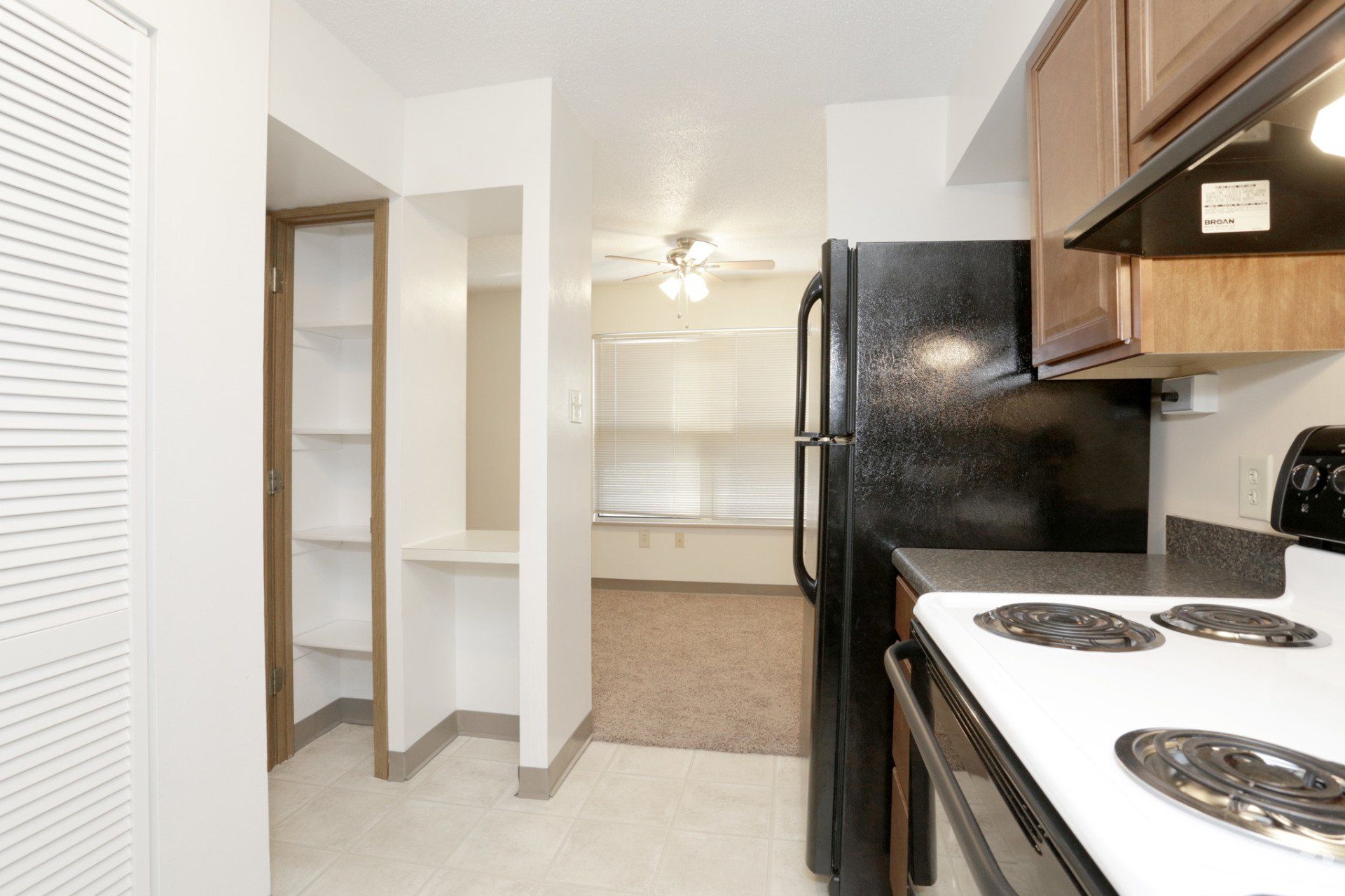 Community Gallery Lincoln Square Apartments