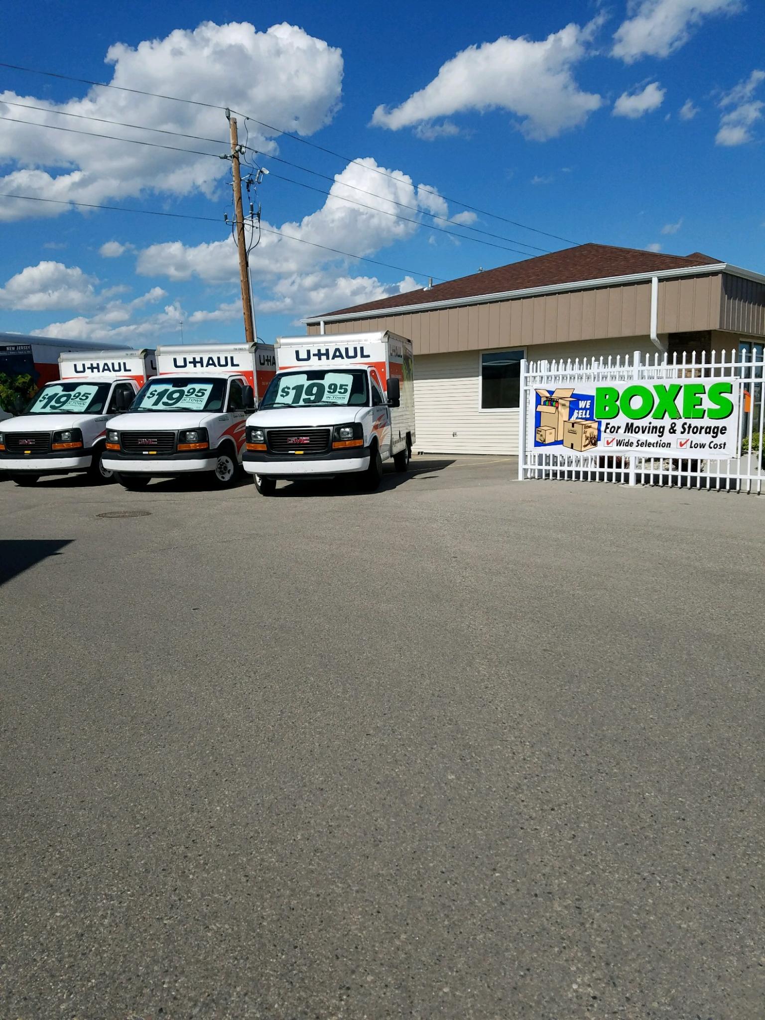 UHaul Trucks Trailers West Fargo, ND