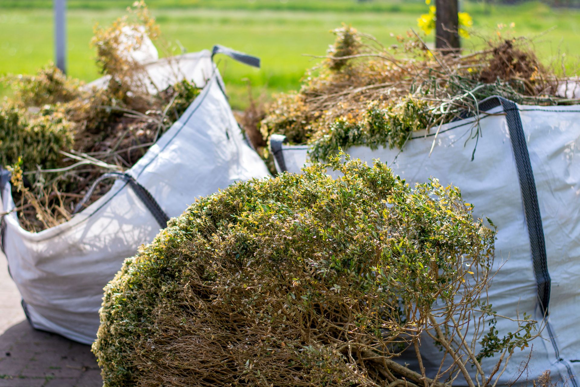 Landscaping Supplies, Dublin, OH | Kurtz Bros. Mulch & Soils