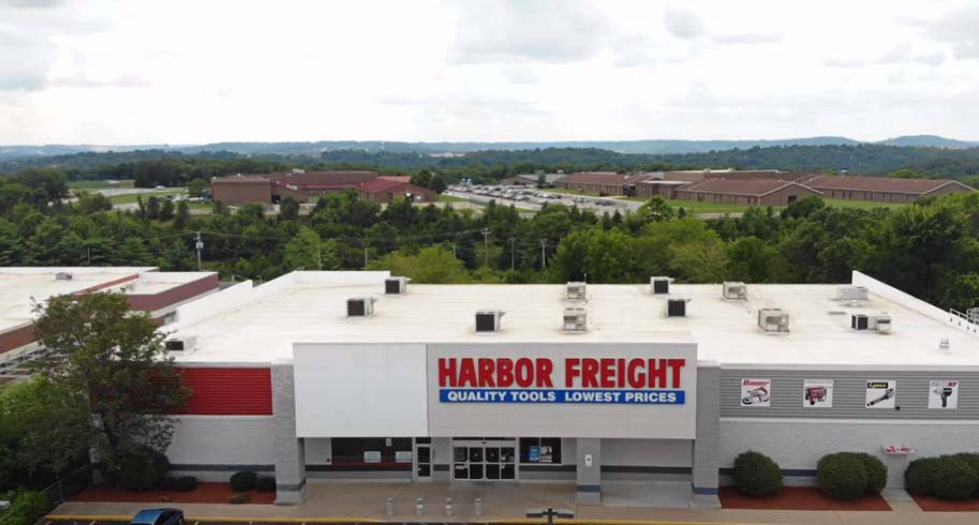 Harbor Freight Anchored Springfield Property LLC