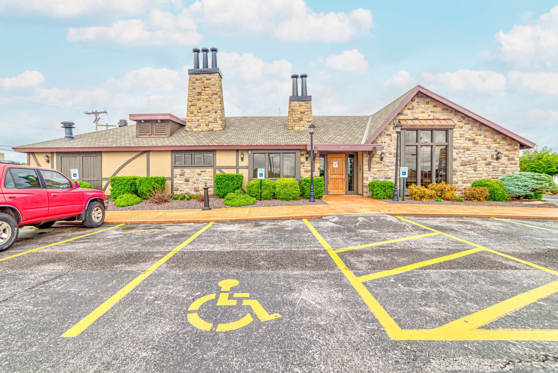 Jimm's Steakhouse & Pub Rental Springfield Property LLC