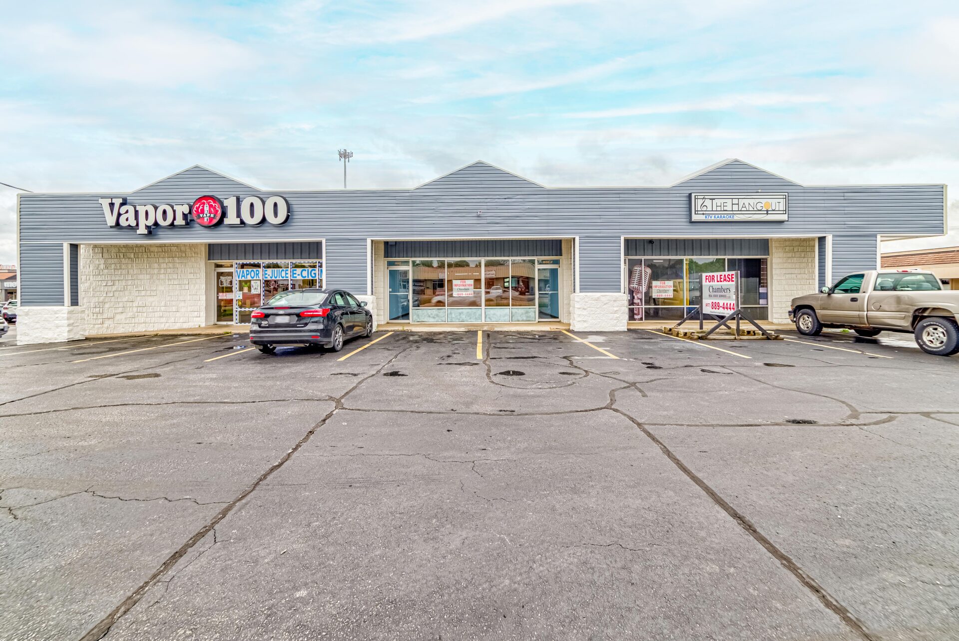 The Plaza Shopping Center Rentals Springfield Property LLC