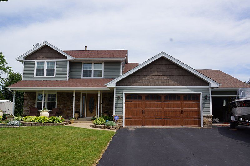 Gallery Midwest Seamless Gutters and Siding