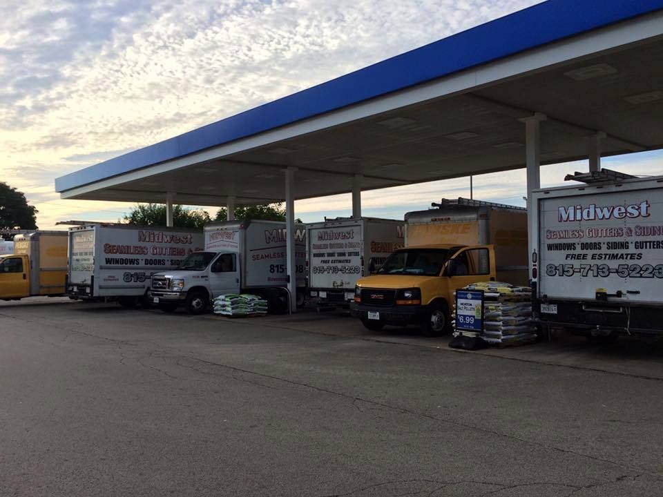 Gallery Midwest Seamless Gutters and Siding