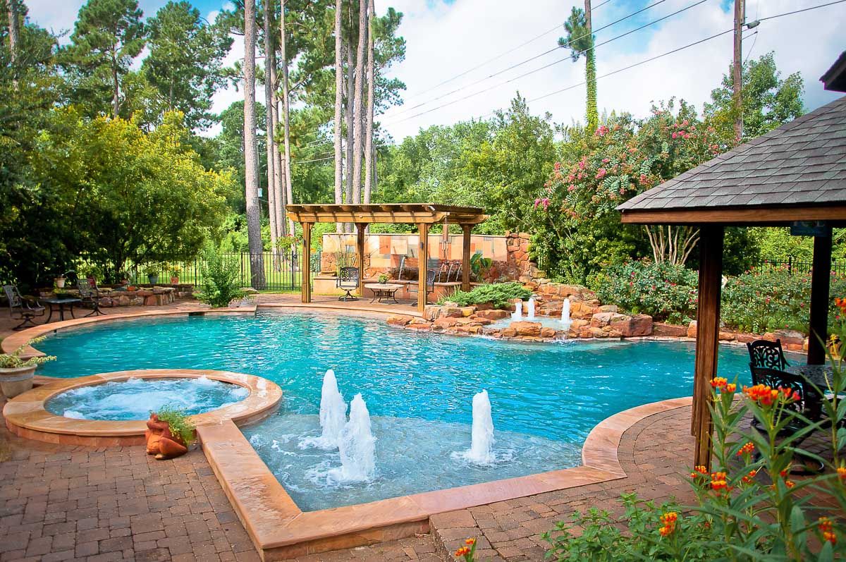 Pool Builders Spring, TX | Mirror Lake Designs