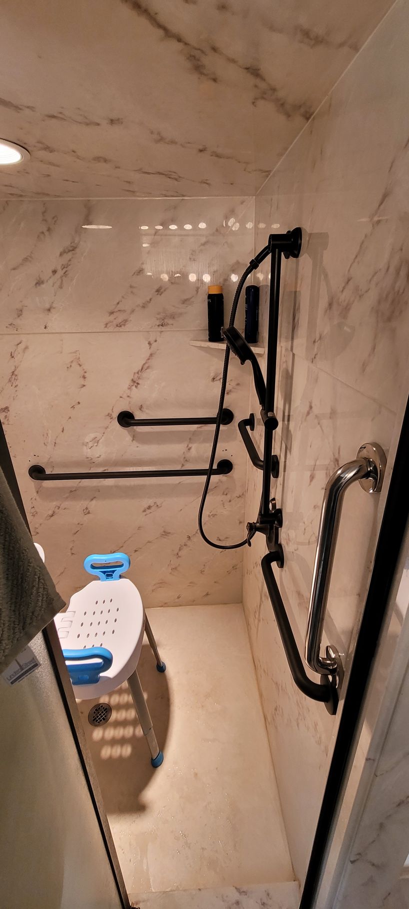 Walk In Shower Ad Walk In Tubs | Walk In Showers | Accessibility Products | Idaho Falls, ID
