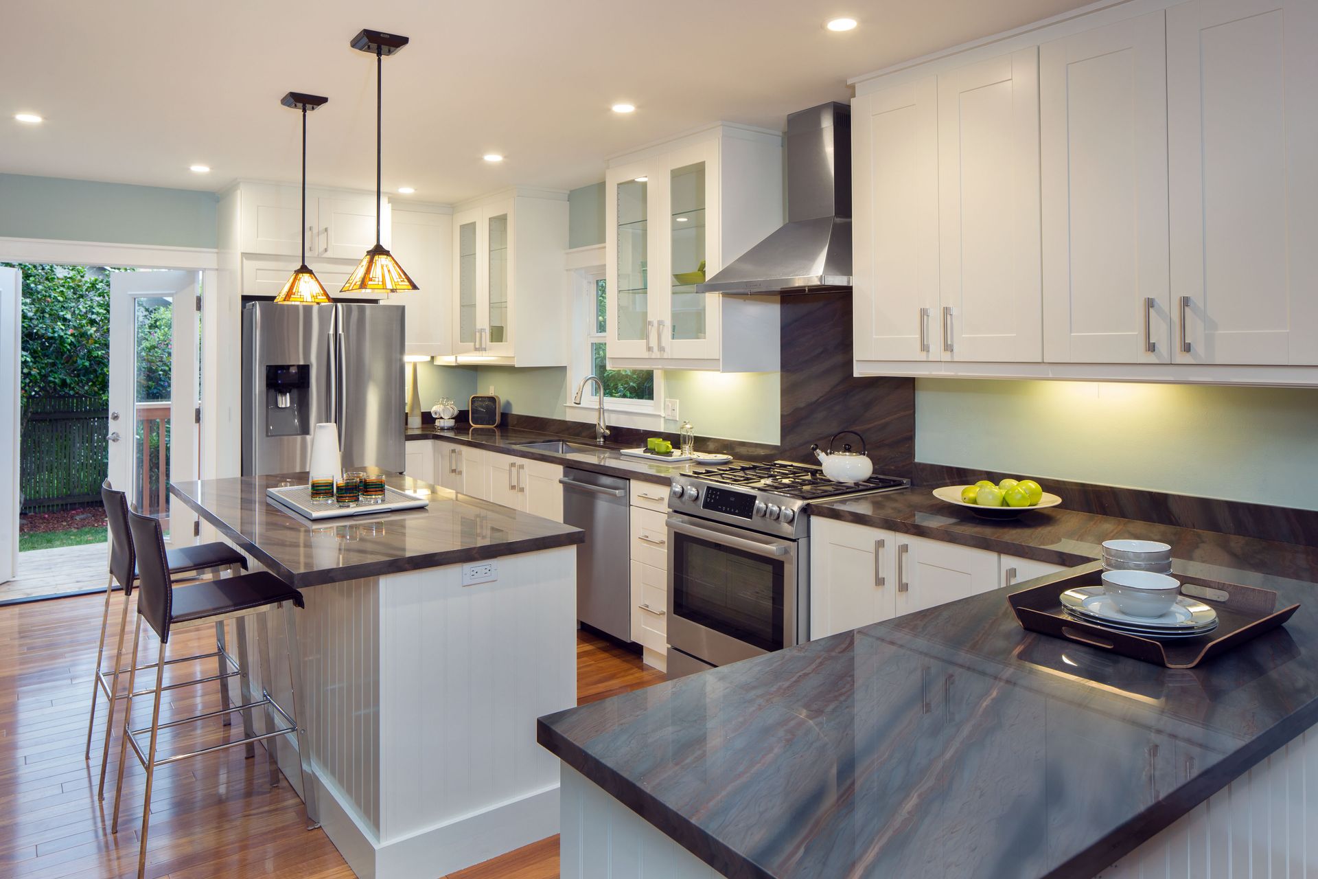 Custom Cabinetry: Balancing Style and Function in Your Home