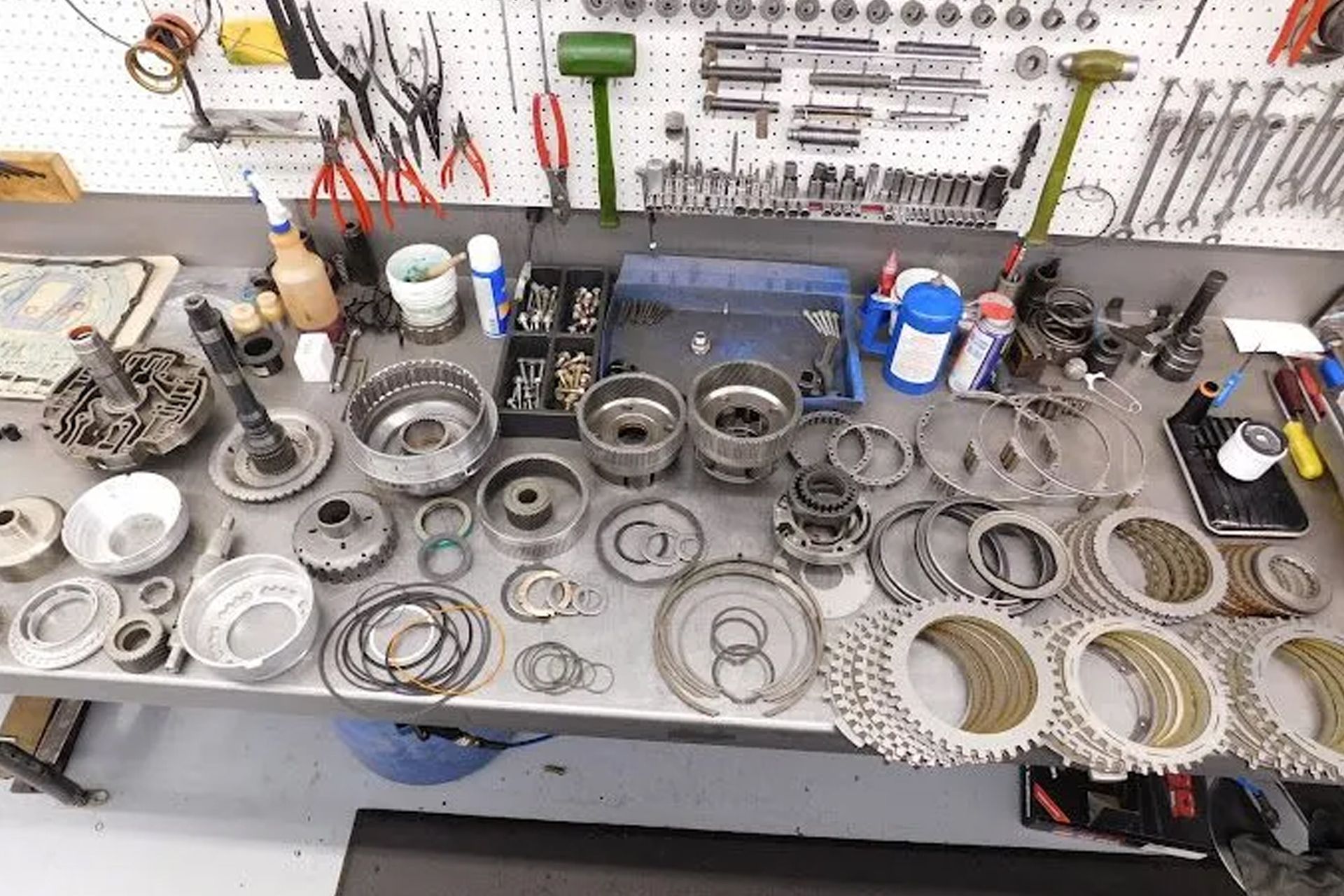 Gearbox Industries Transmission Specialists