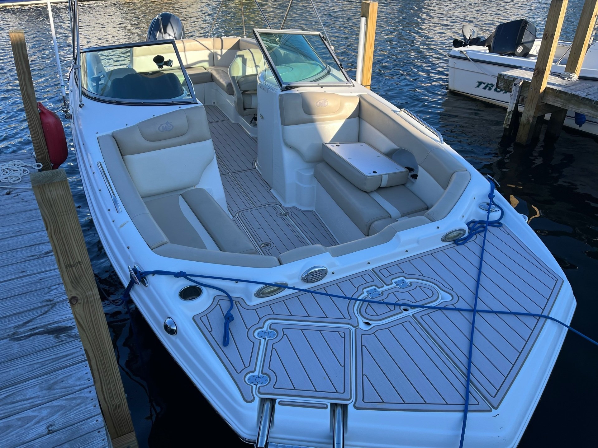 PreOwned Boat Dealer Lindenhurst, NY